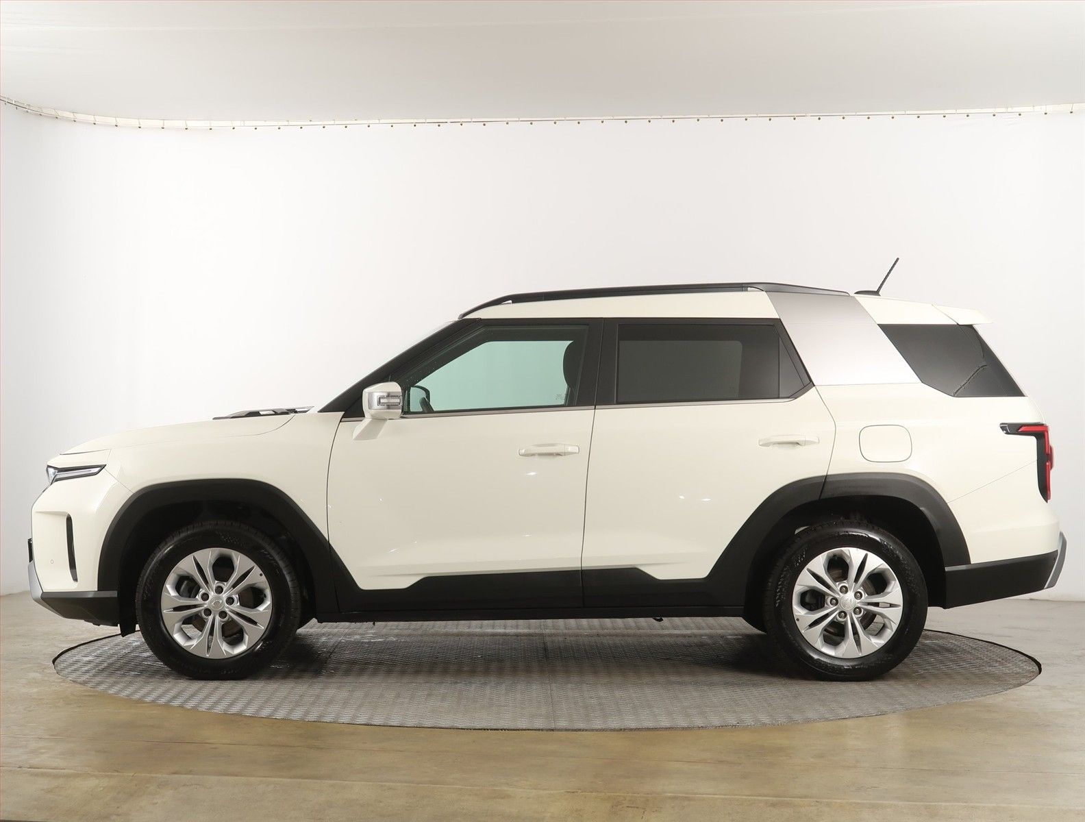 SsangYong Torres, 1.5 T-GDI, Club, Automat - fotka 3