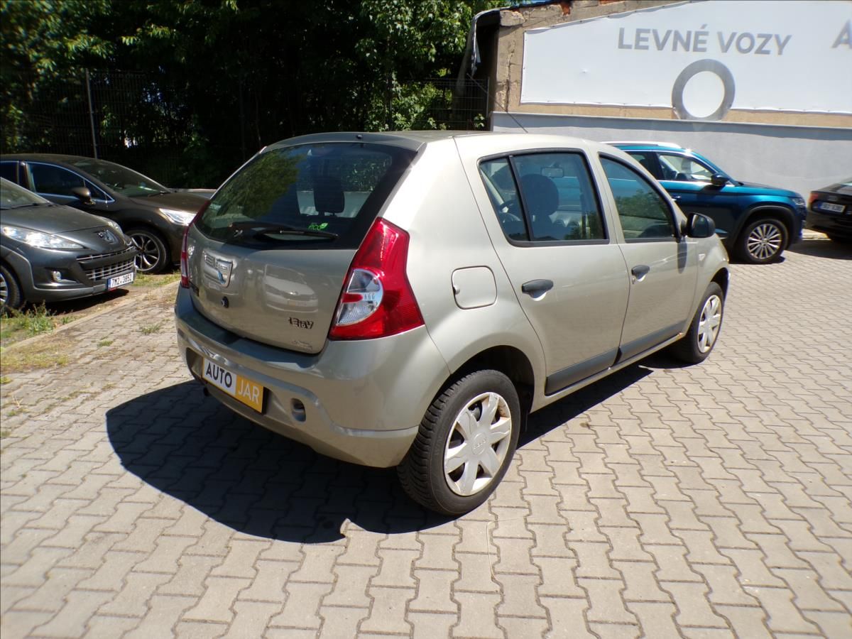 Dacia Sandero, 1,2 16V  KLIMA,1.MAJITEL - fotka 5