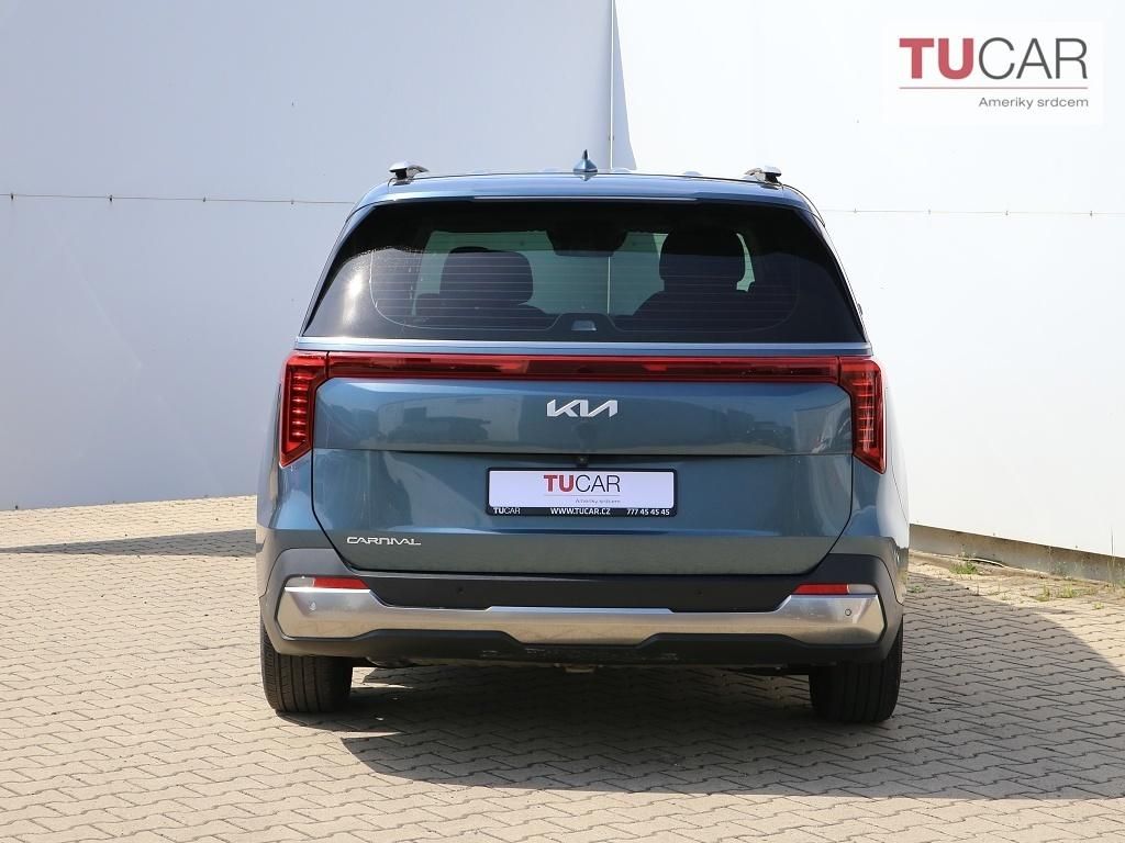 Kia Carnival, 2.2 Diesel Automat 7 míst - fotka 6