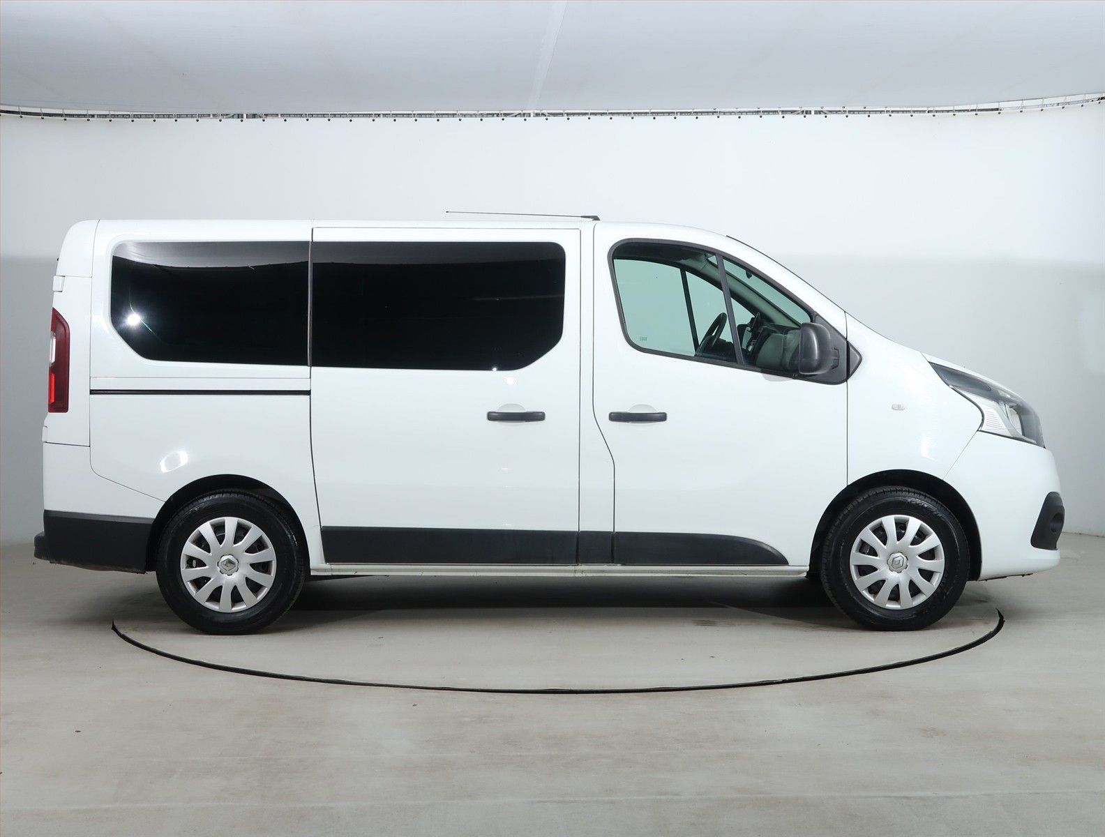 Renault Trafic, 1.6 dCi, Bus, 9Míst, Klima, ČR - fotka 6