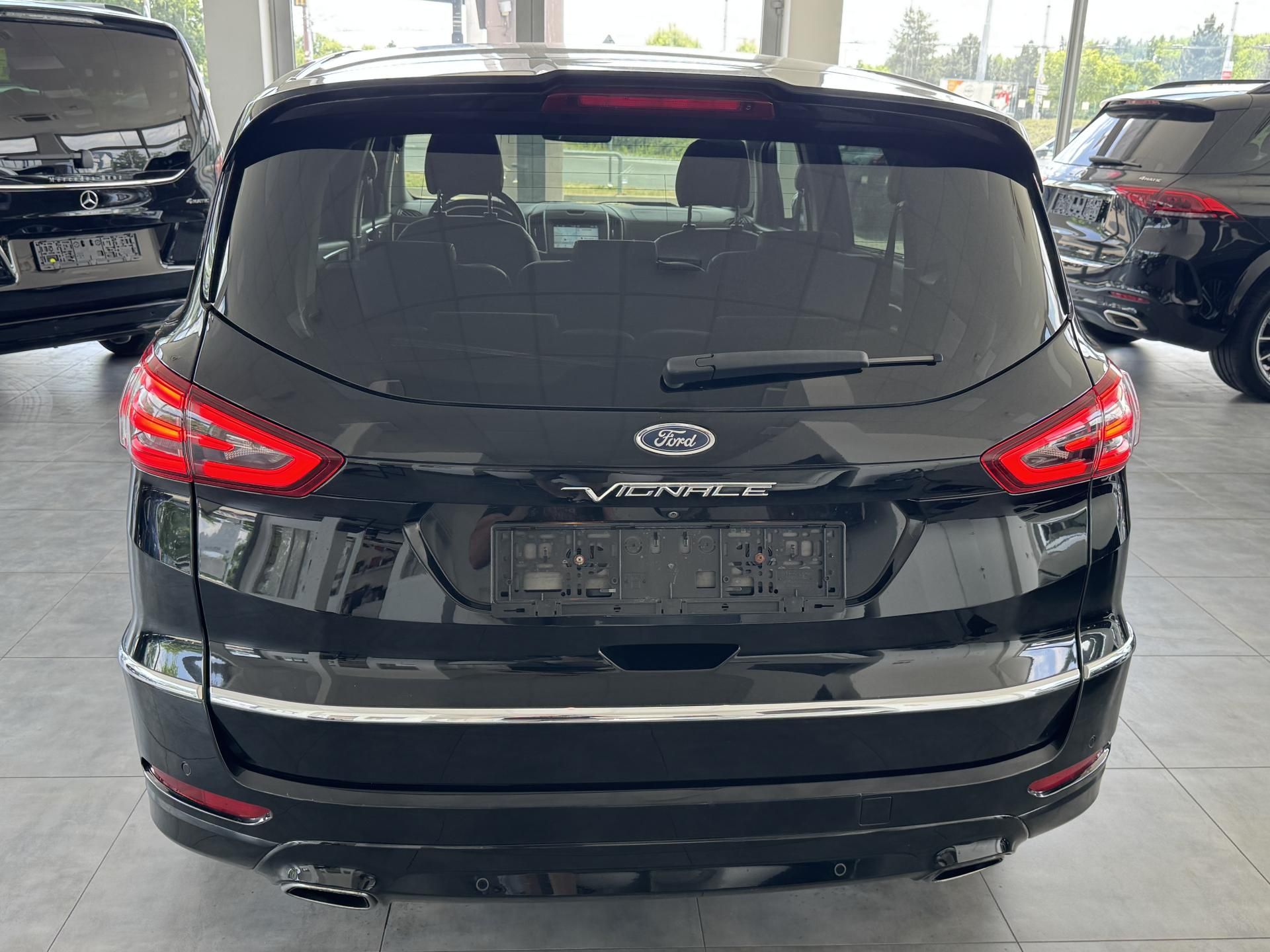 Ford S-MAX, 2,0SCTi AUT. VIGNALE 7.MÍST - fotka 6