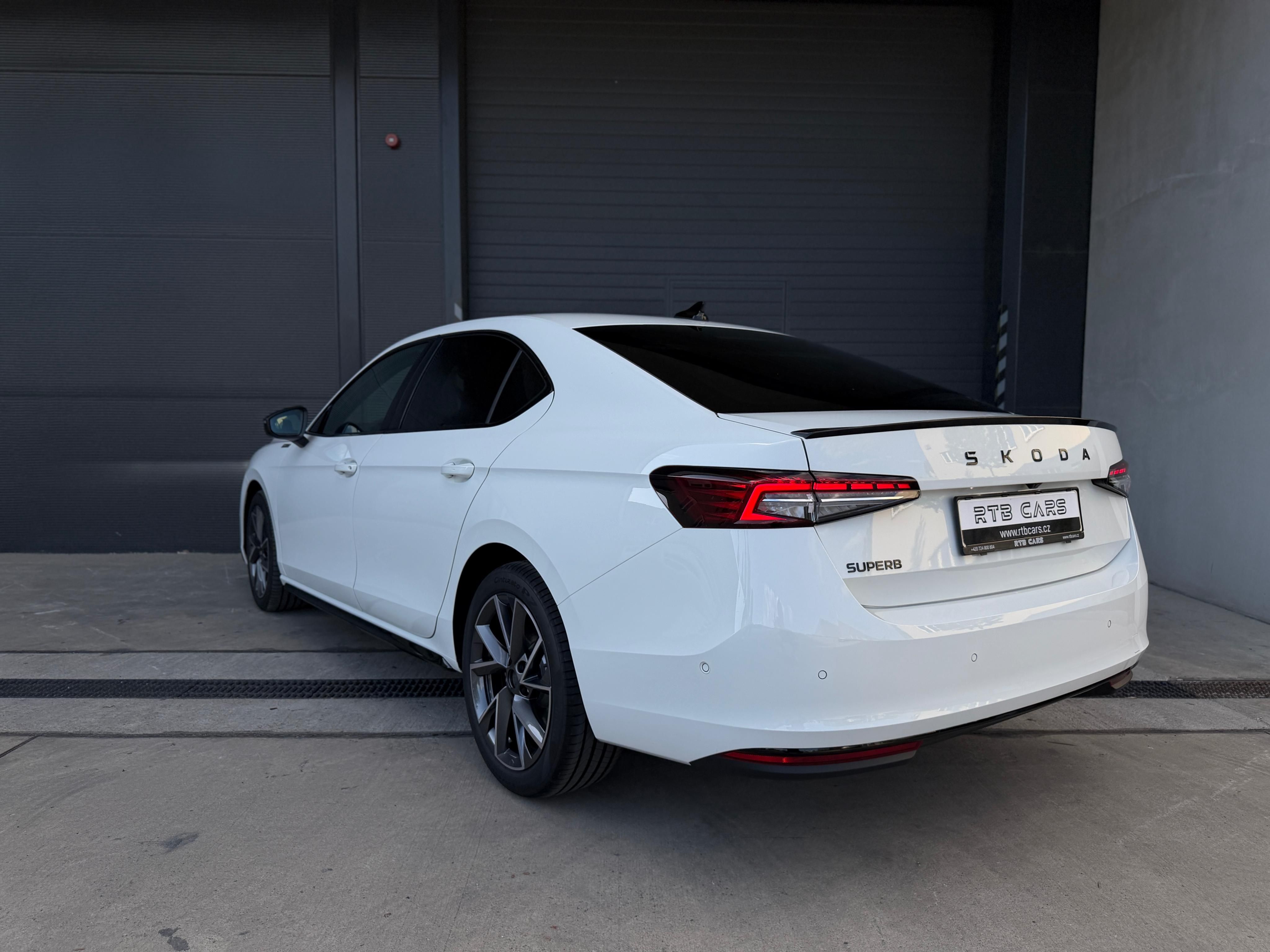 Škoda Superb, 2.0TDi, Sportline, TOP STAV - fotka 3