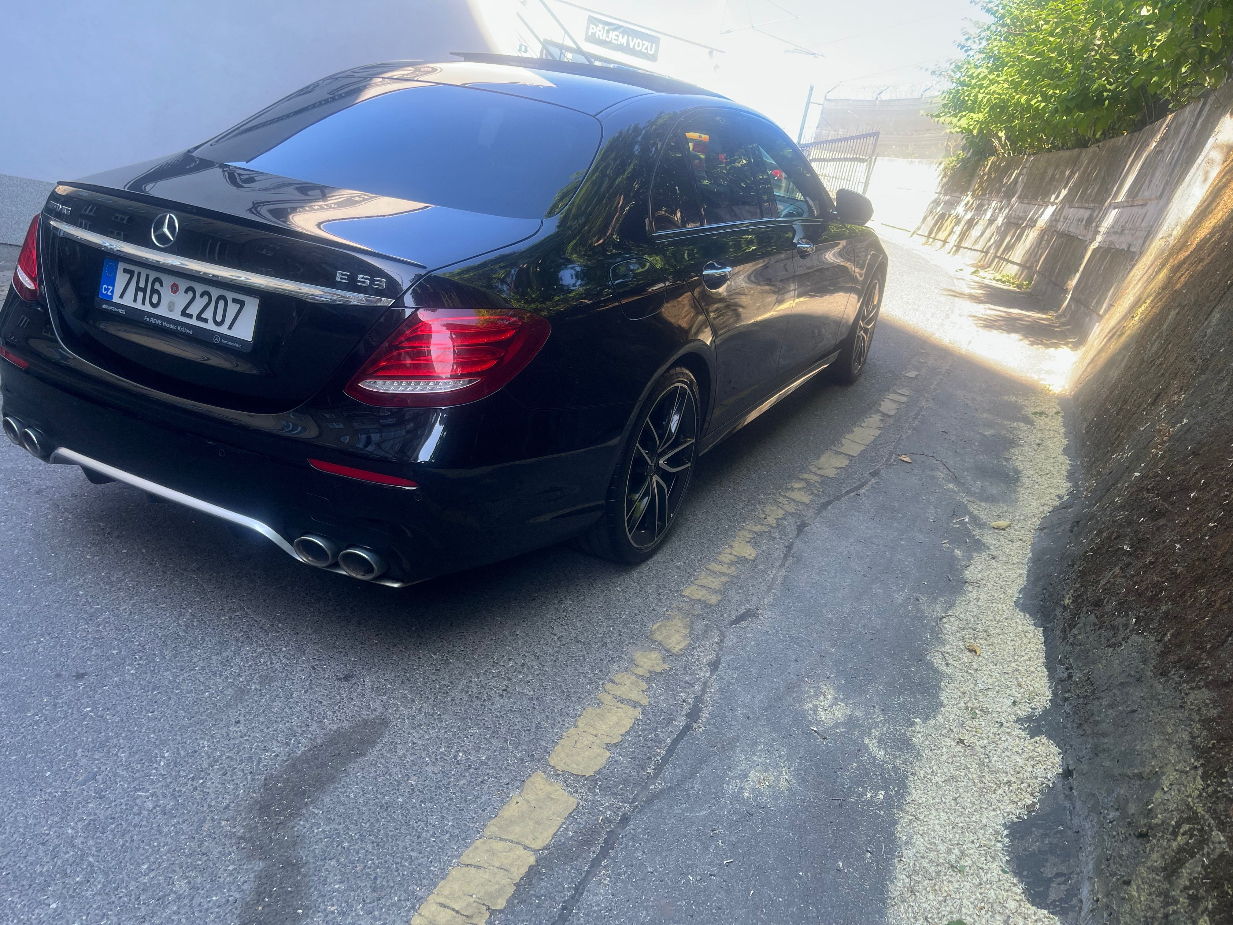Mercedes-Benz Třídy E - fotka 4