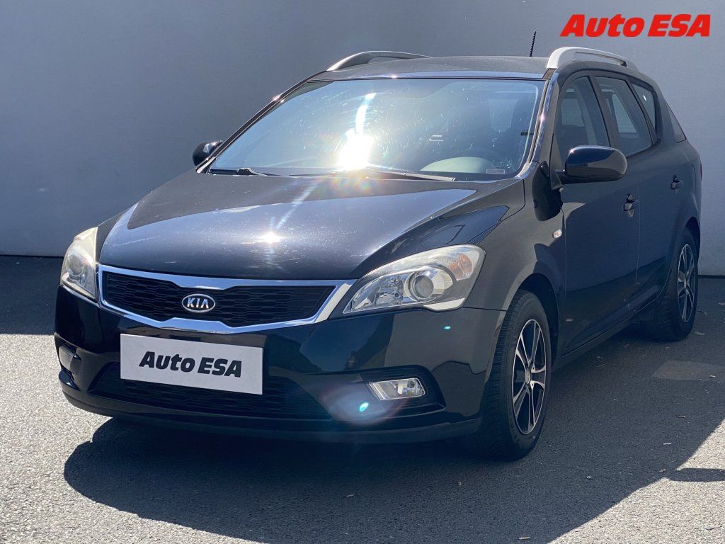 Kia Cee´d, 1.4,Vision - fotka 3