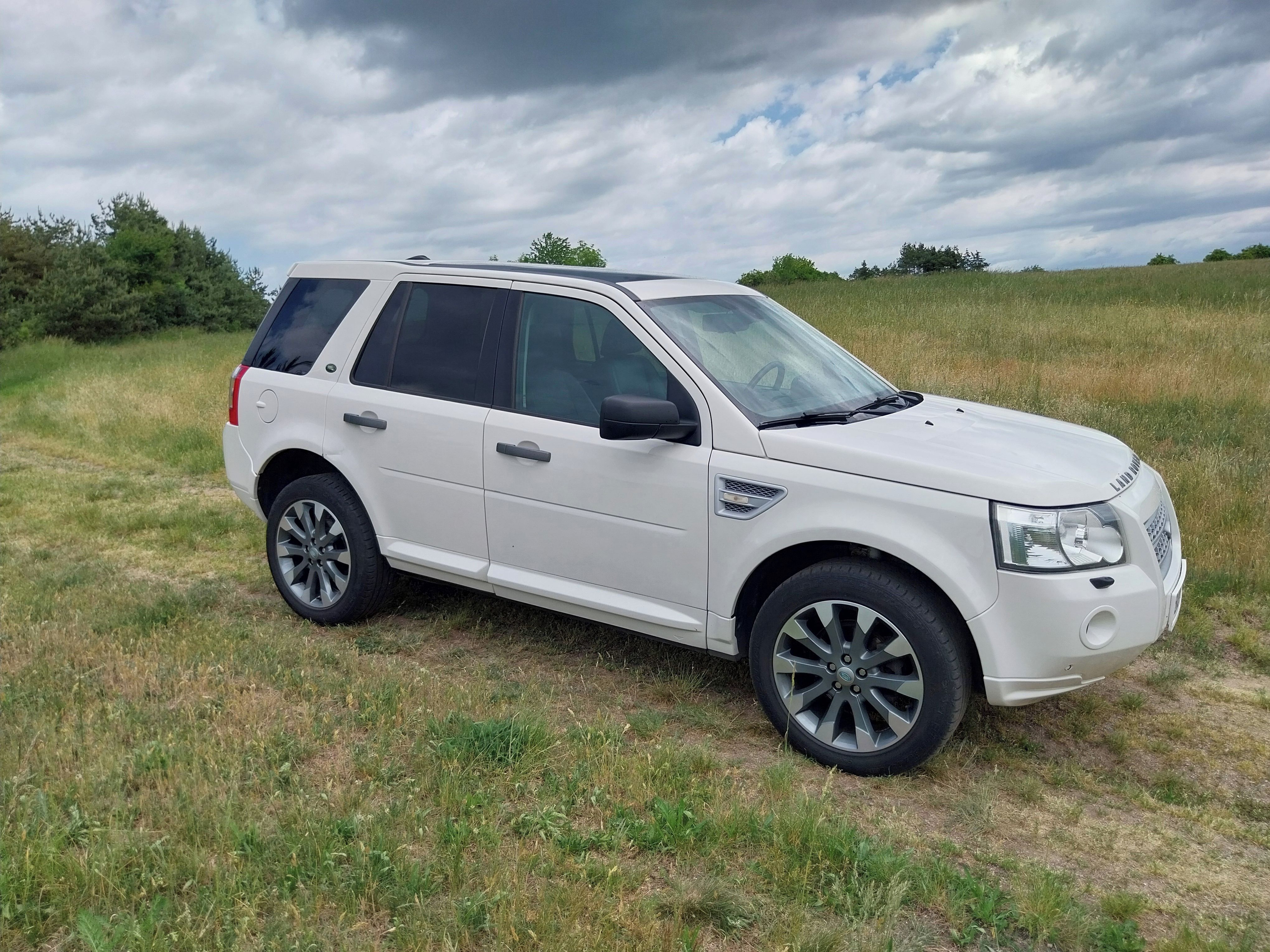 Land Rover Freelander, HSE 2,2 TD4, MAN., PANOR, KŮŽE - fotka 3