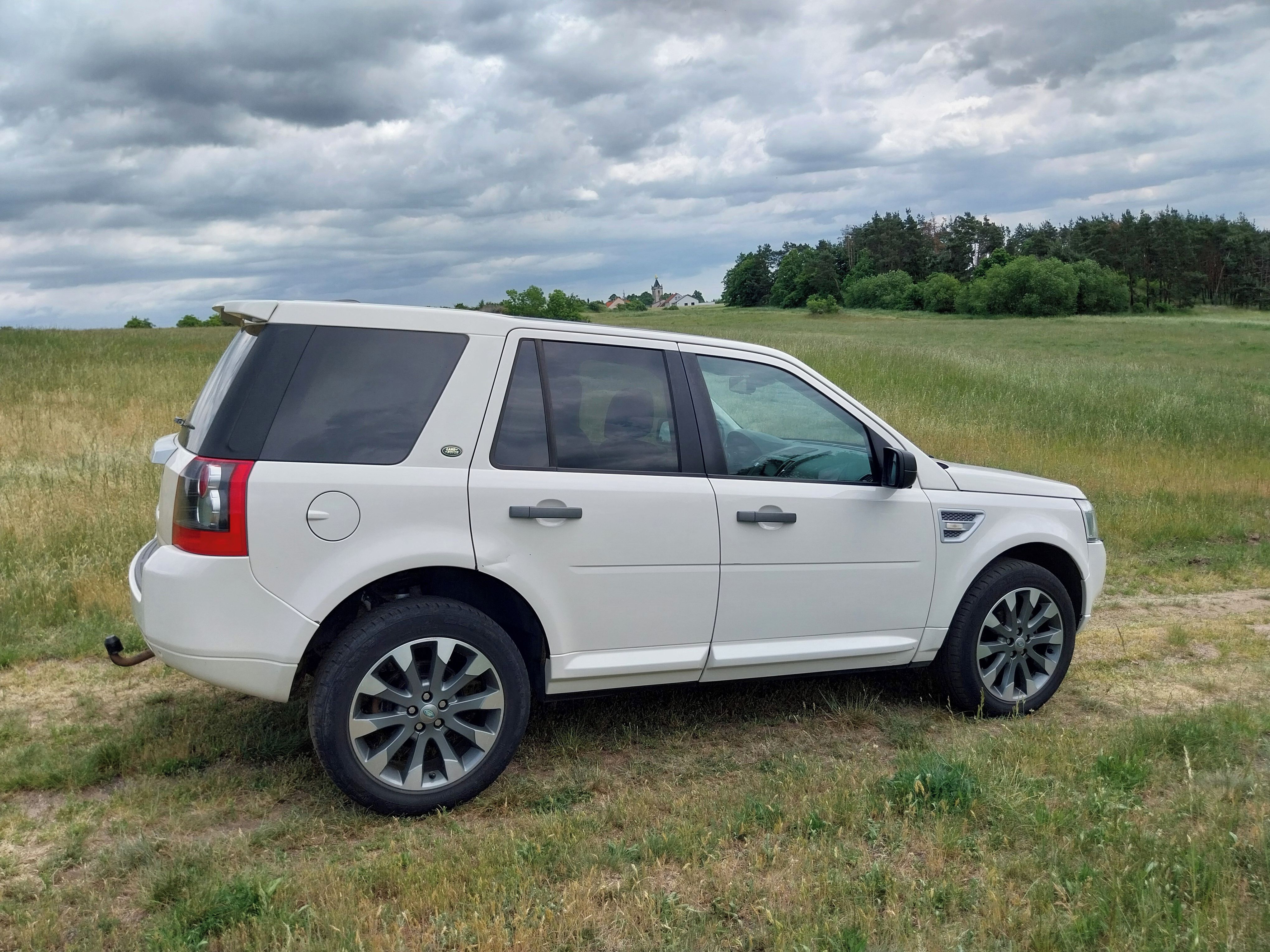 Land Rover Freelander, HSE 2,2 TD4, MAN., PANOR, KŮŽE - fotka 4