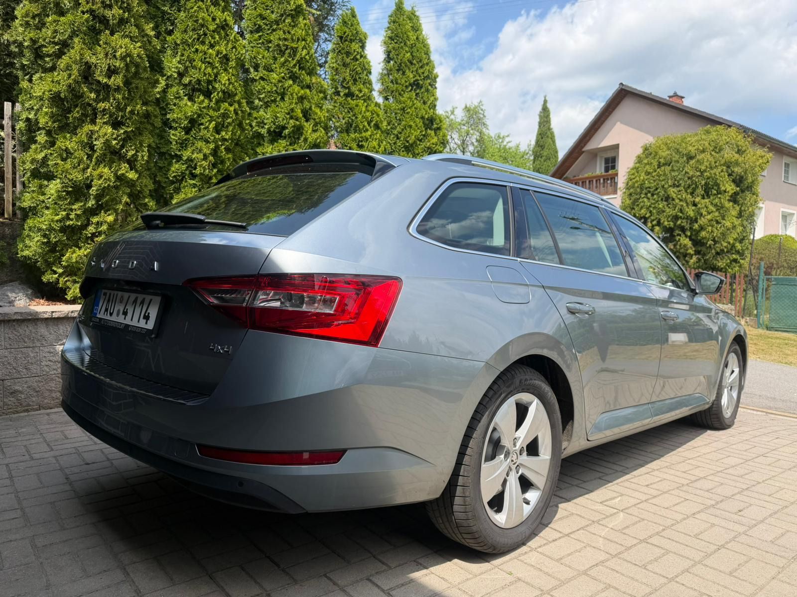 Škoda Superb, 2,0TDI-140kw,4x4,AT7,CZ,DPH - fotka 5
