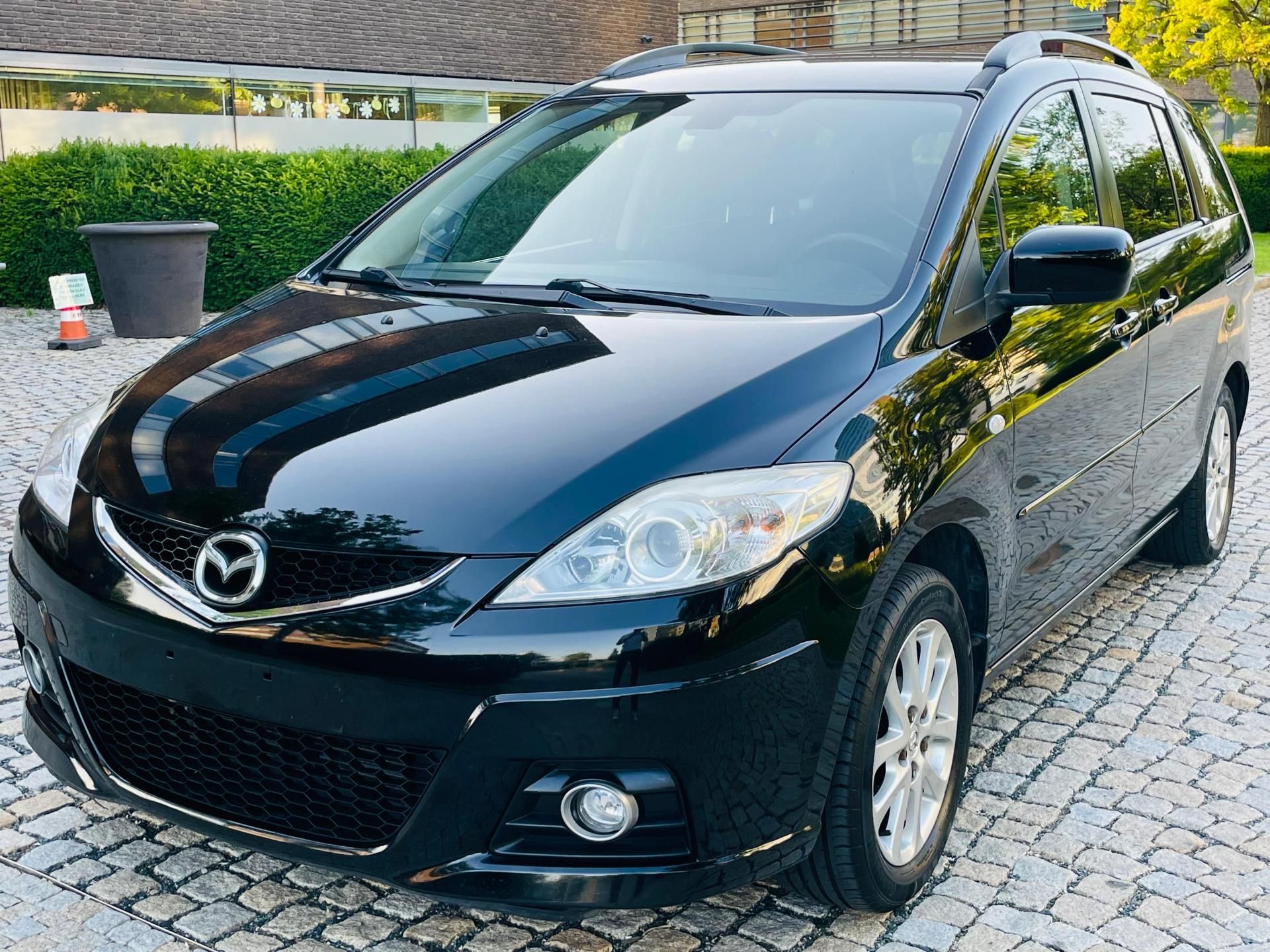 Mazda 5, 1.8i 85KW BENZIN MANUÁL VÝHŘEV - fotka 2