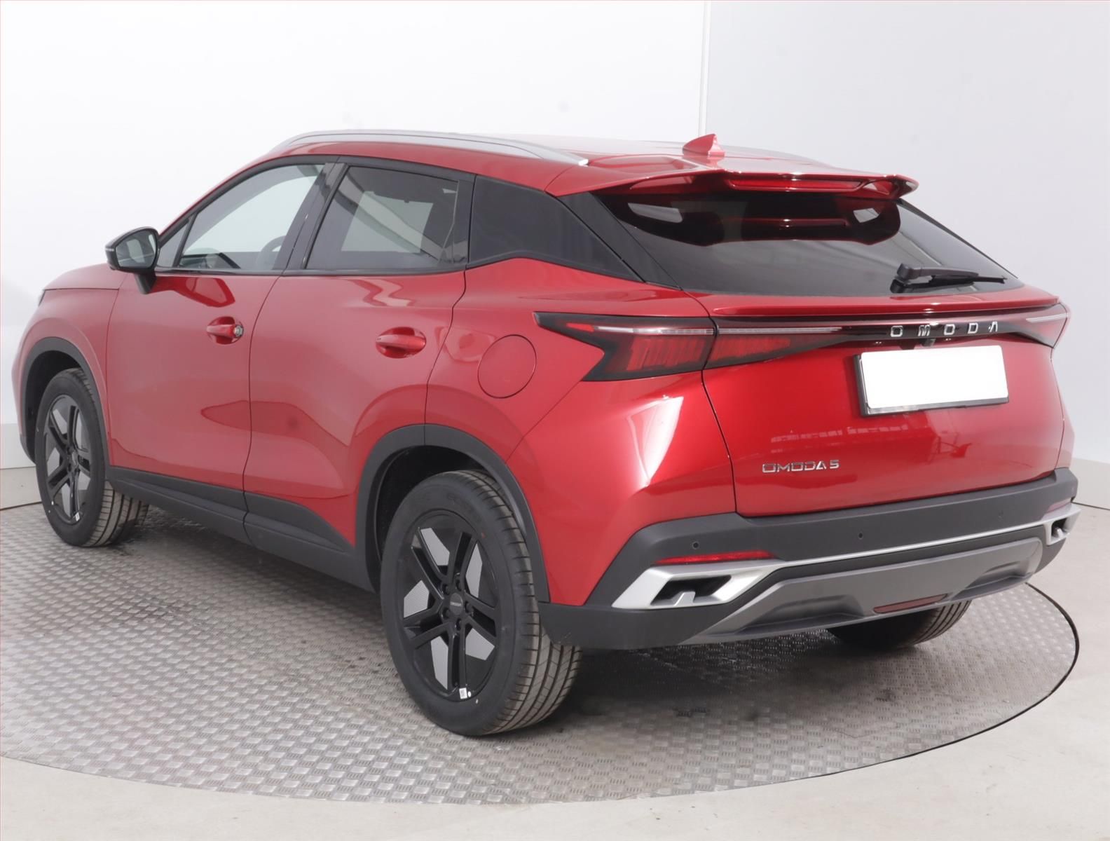 Omoda 5, 1.6 T, Premium, Ad. tempomat - fotka 4