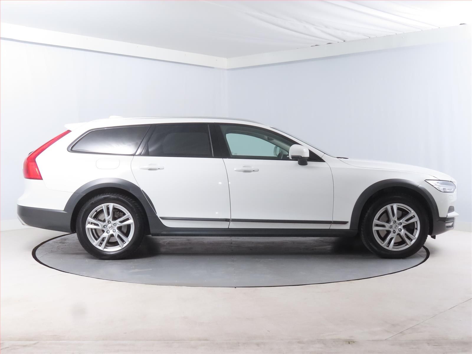 Volvo V90, Cross Country, 4X4, Automat - fotka 6