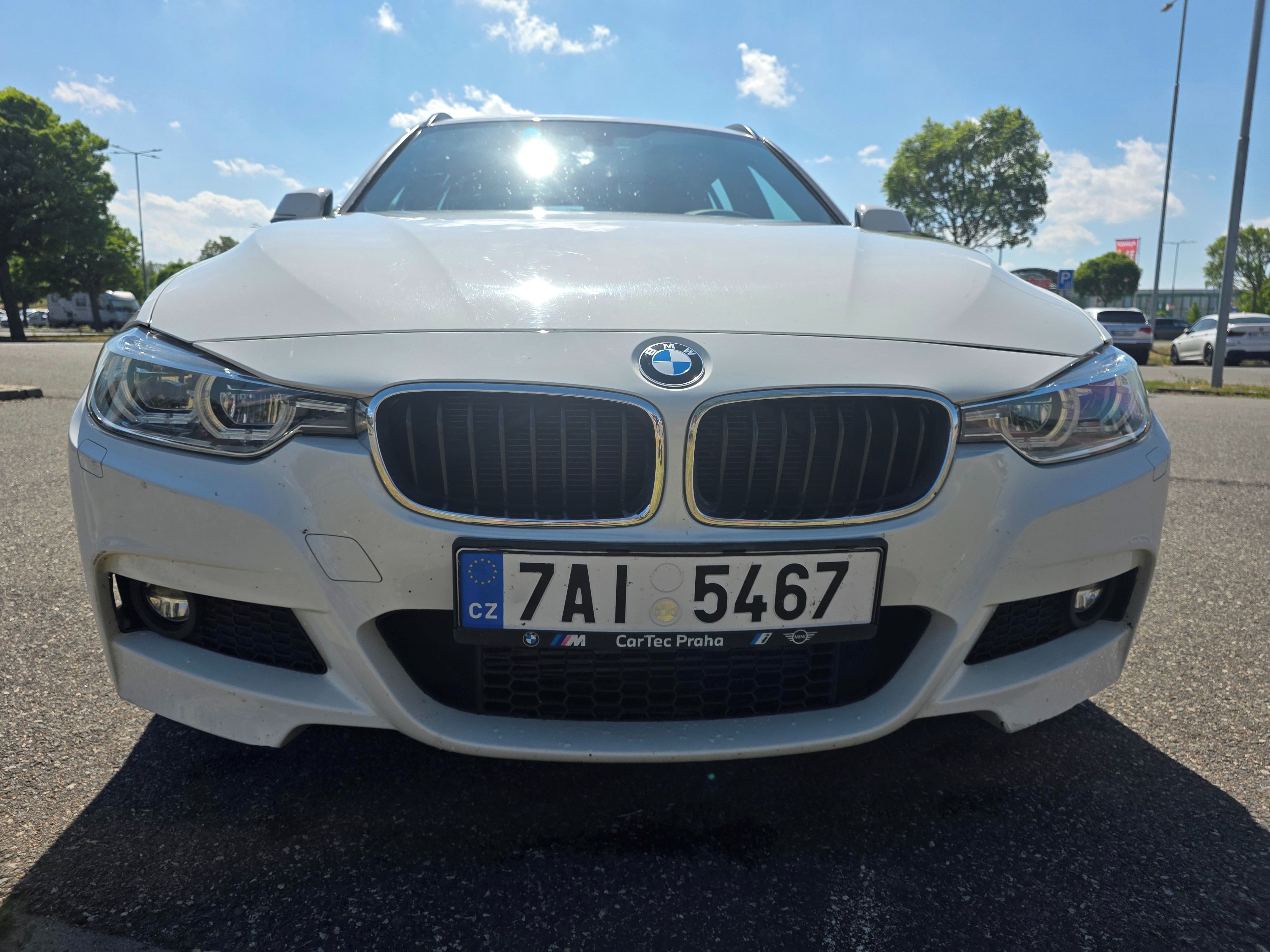 BMW Řada 3, 320 xDrive M paket - fotka 2