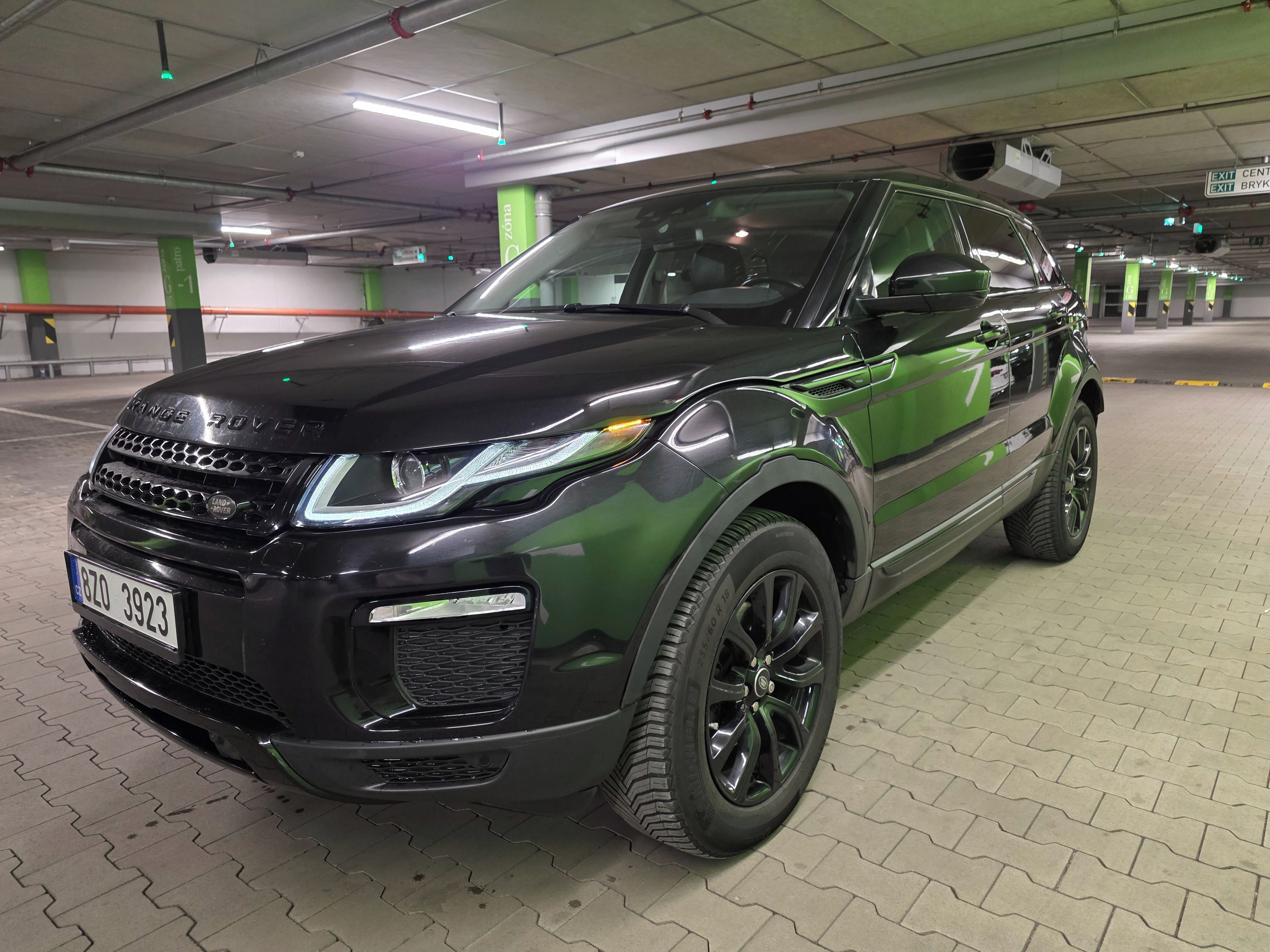 Land Rover Range Rover Evoque, 2.0 TD4 4x4AUT. ULTIMATE BLACK - fotka 2