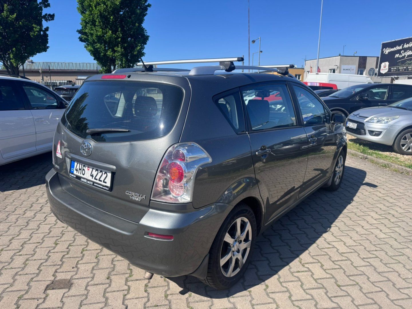 Toyota Corolla Verso, AUTOMAT 1,8i VVT-i 95 KW ČR - fotka 6