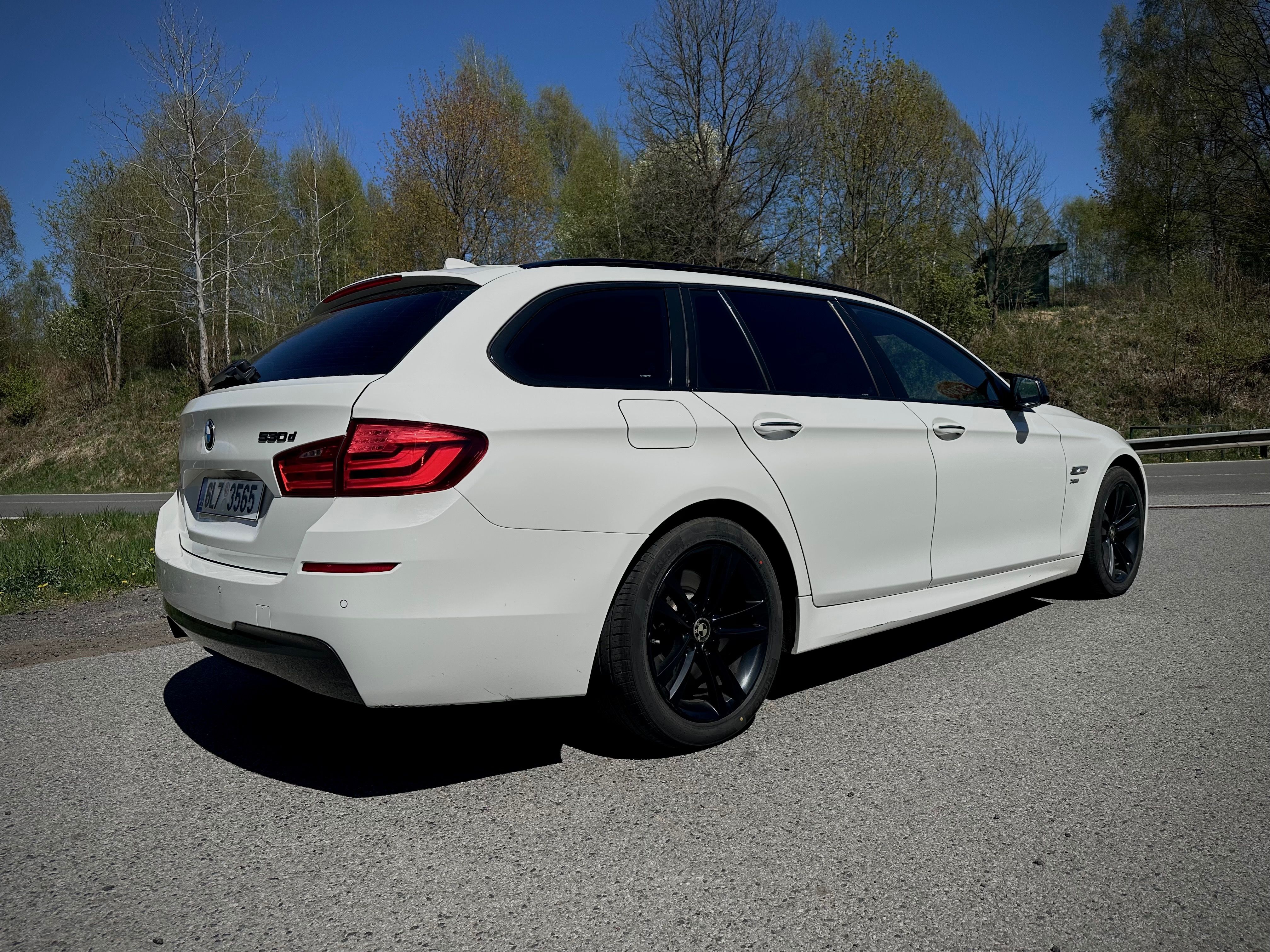 BMW Řada 5, BMW 530d F11 Xd M-paket - fotka 6