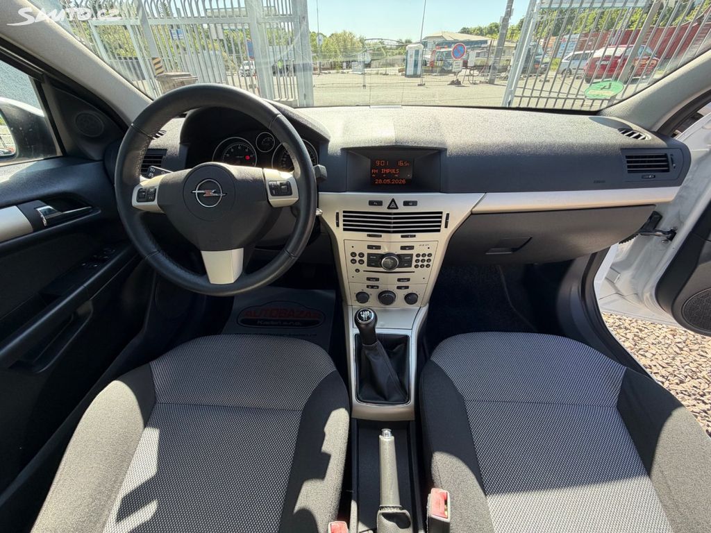 Opel Astra, 1,4 GTC, PĚKNÝ STAV