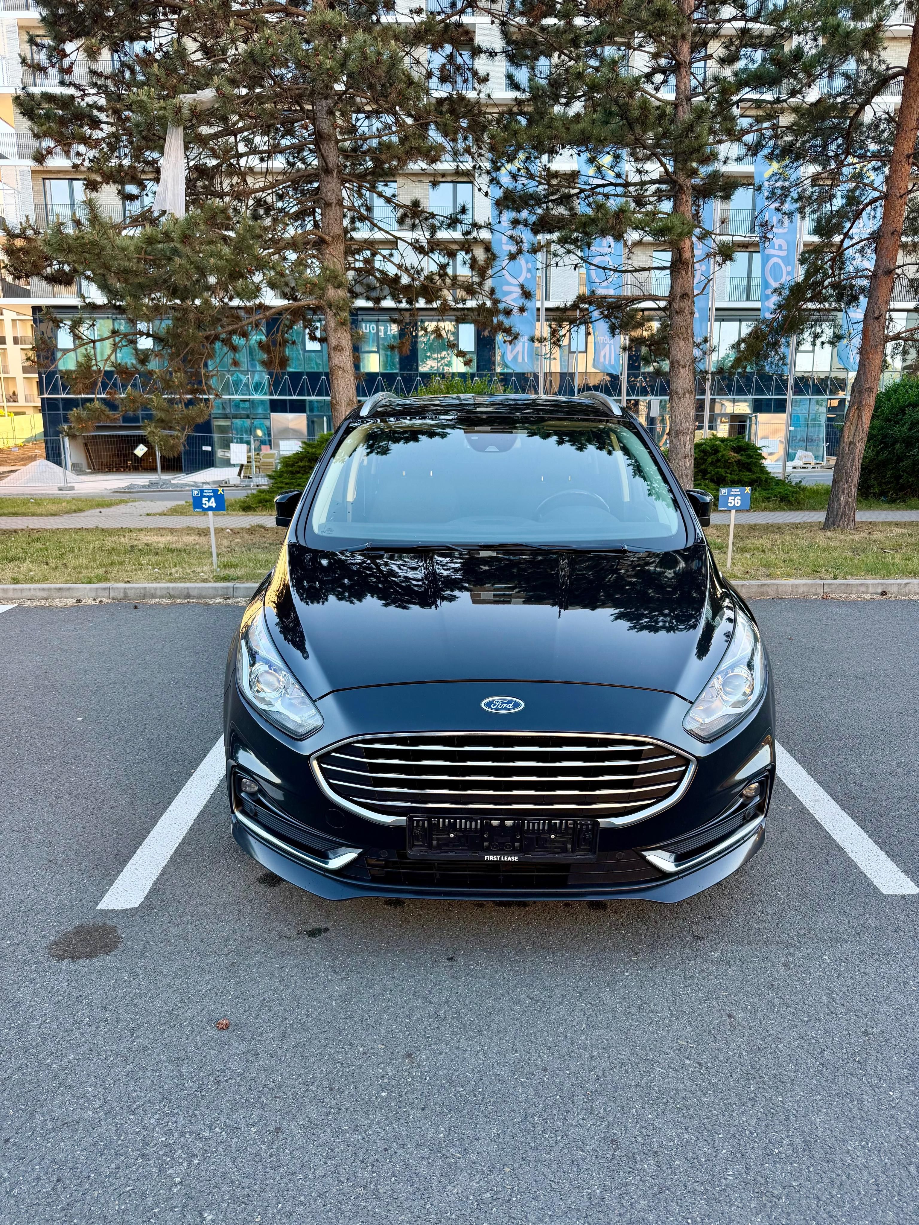 Ford S-MAX, 2.5i/140kw, HEV, Titanium - fotka 5