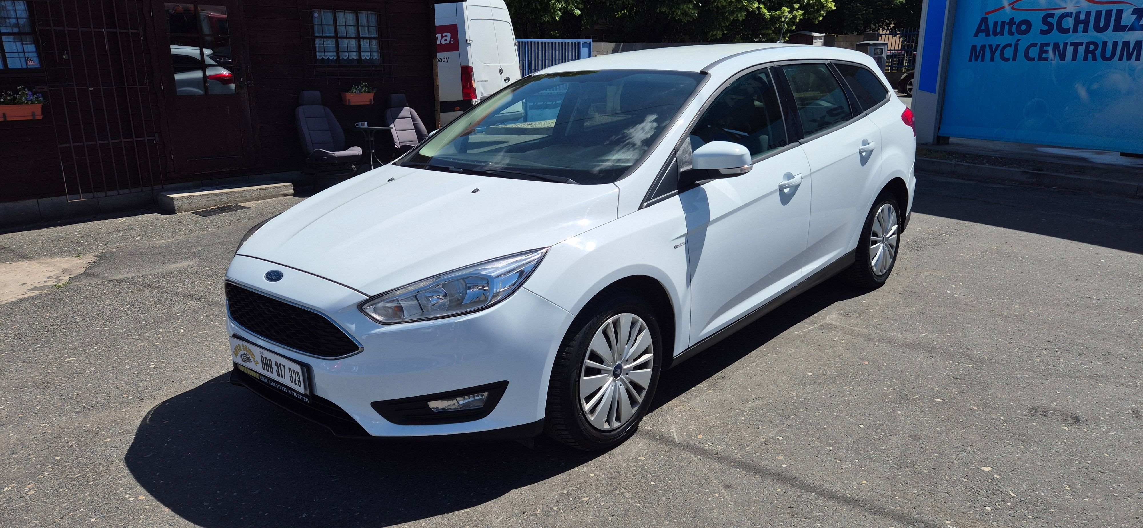 Ford Focus, 1.5 TDCI NOVÉ V ČR, 1 MAJITEL - fotka 3