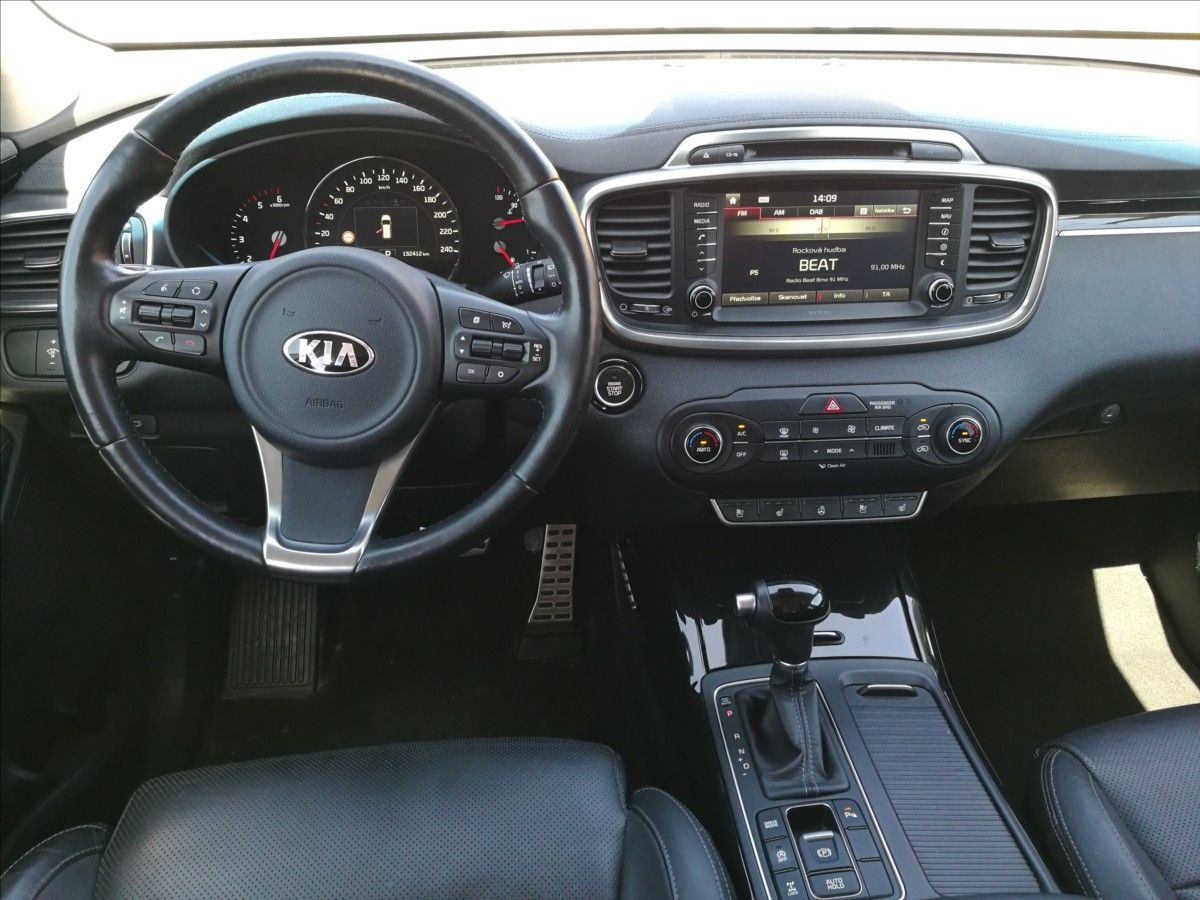 Kia Sorento, 2,2 CRDi AWD ECOdynamics - fotka 5