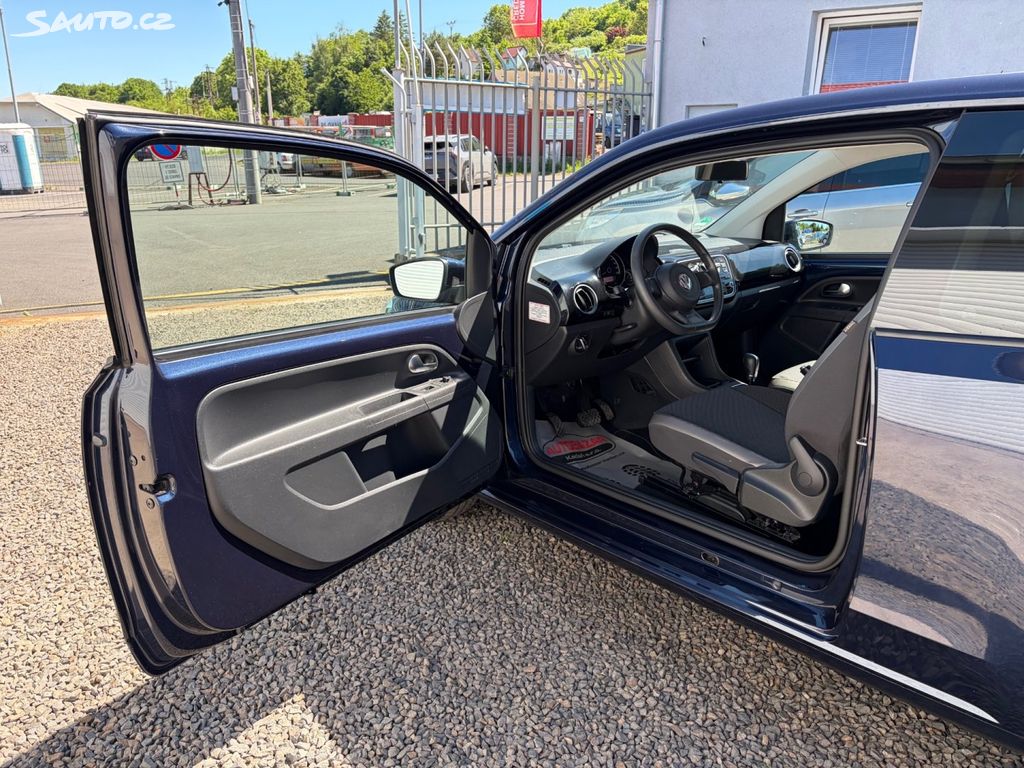 Volkswagen Up!, 1,0 AUTOMAT. AC, ZACHOVALÉ
