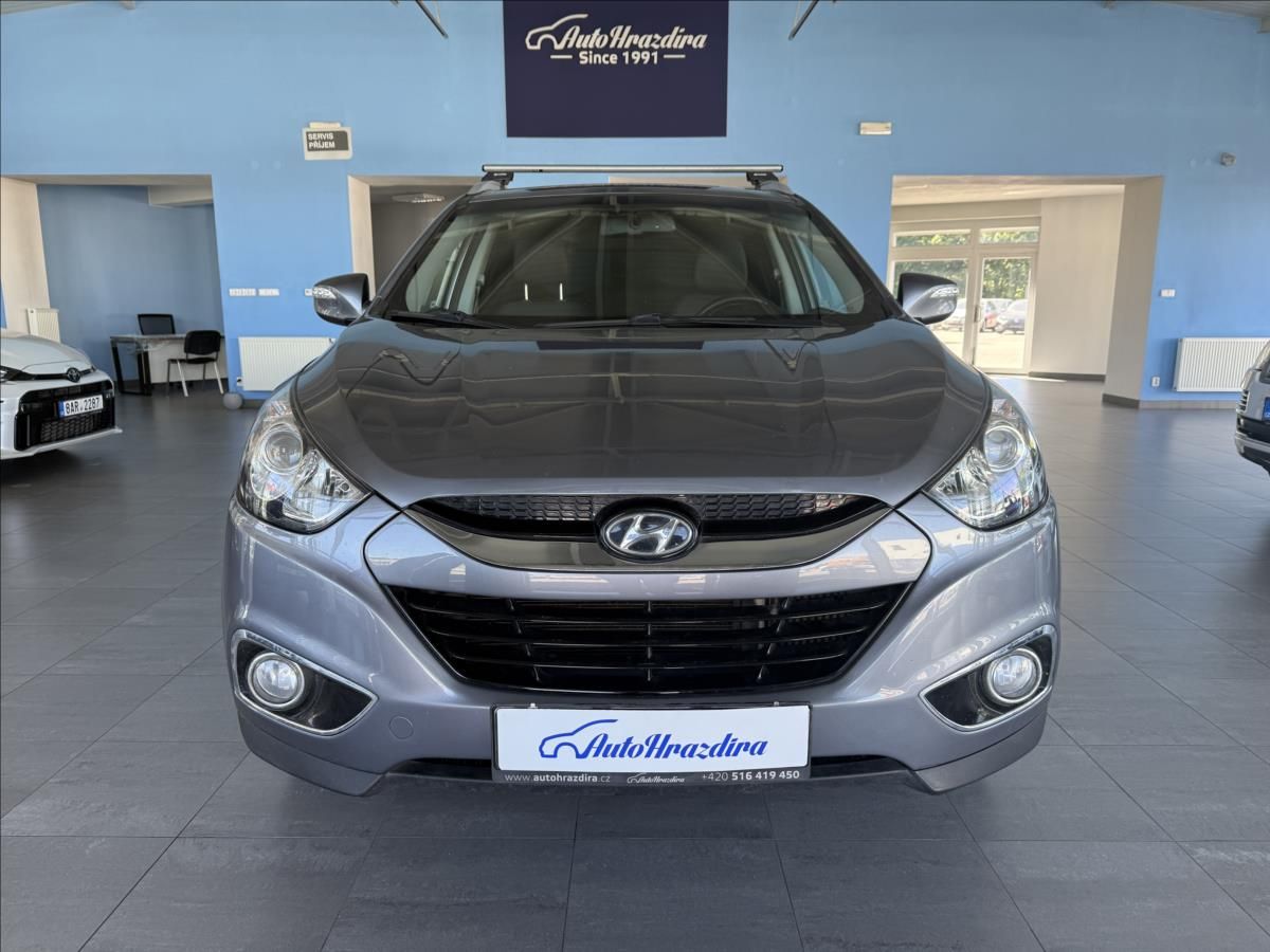 Hyundai ix35, 2,0   CRDi,SERVISKA,1.MAJ,ČR,4 - fotka 2