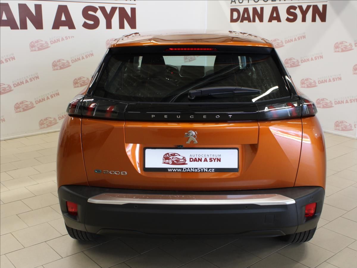 Peugeot 2008, e-2008 100kw/136hp - fotka 6