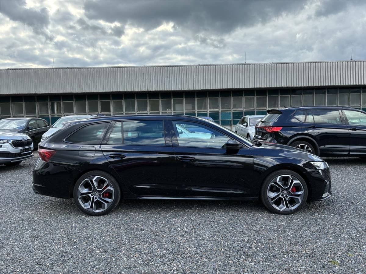 Škoda Octavia, 2,0 RS,TAŽNÉ,KŮŽE,CANTON - fotka 6