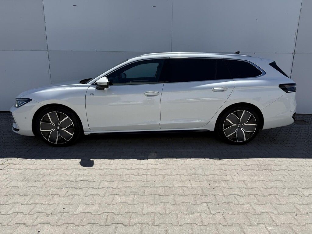 Volkswagen Passat Variant, DSG 4M 2,0 TSi 195 kW R-Line - fotka 3