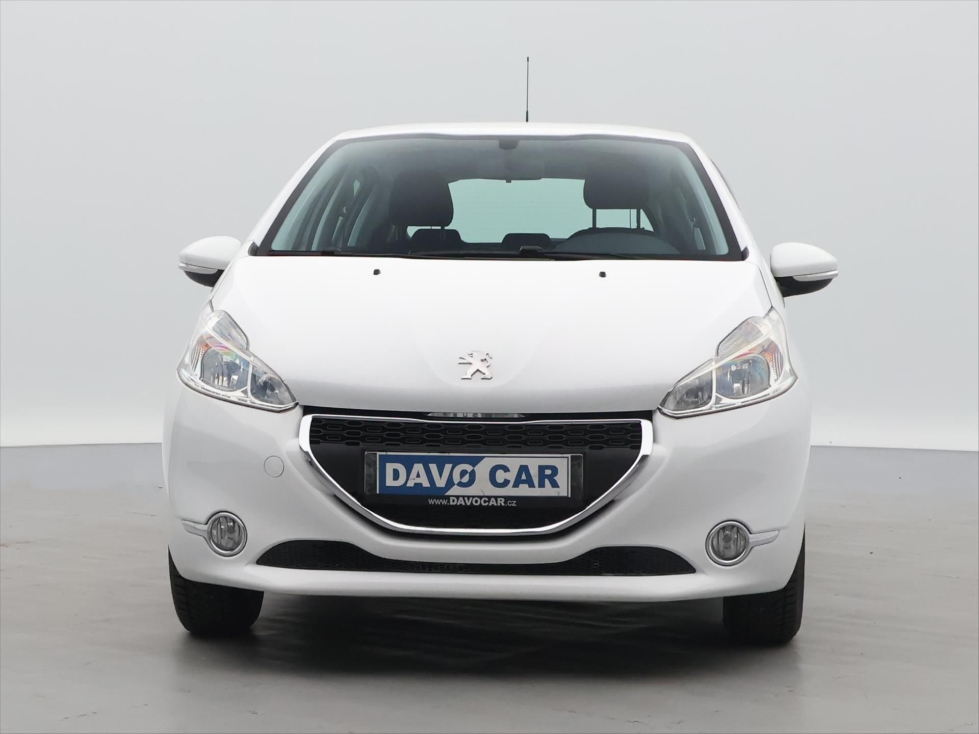 Peugeot 208, 1,0 i 50kW Klimatizace - fotka 2