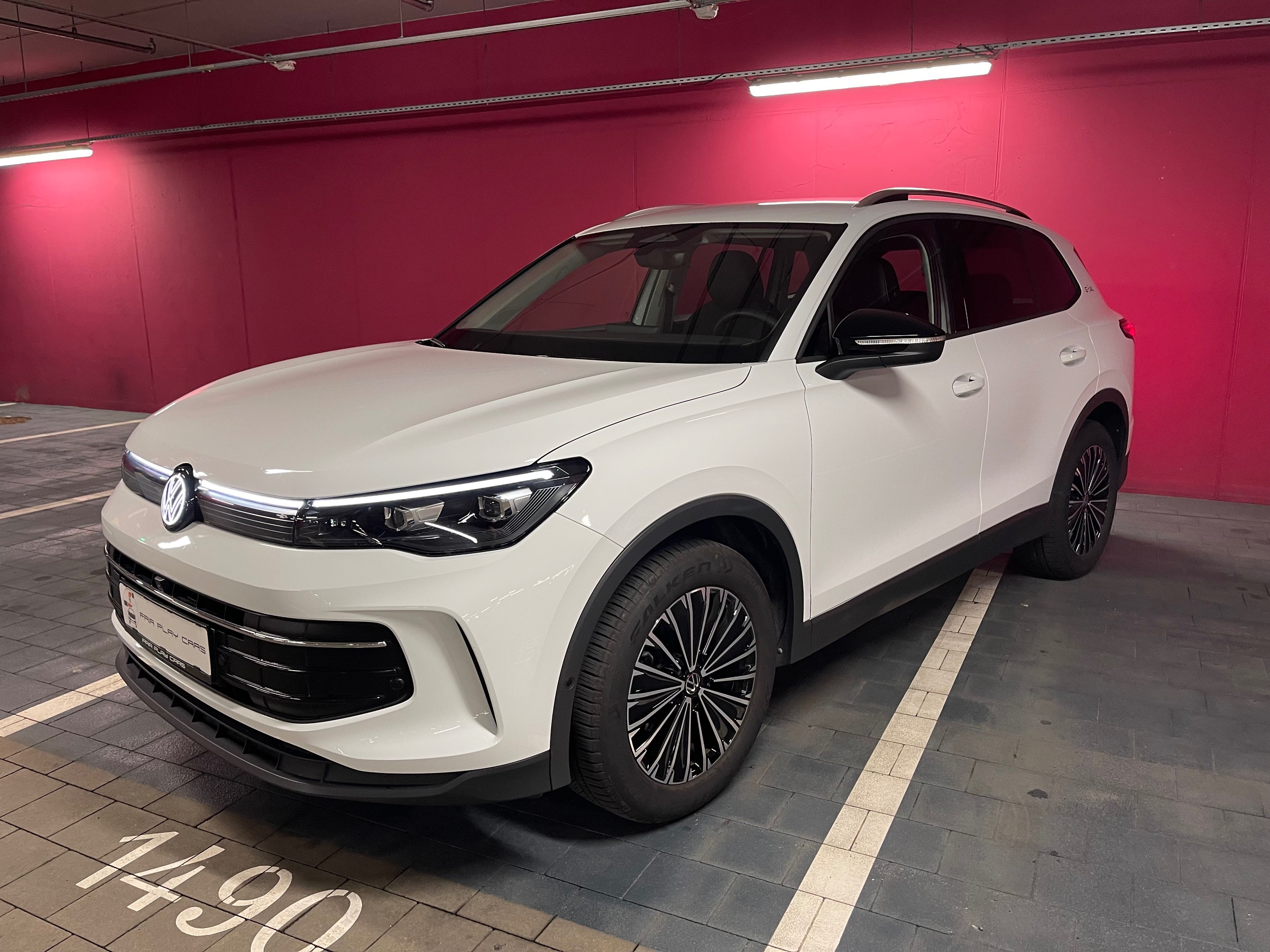 Volkswagen Tiguan, TSI/360kamery/LEDMatrix/Záruka - fotka 4