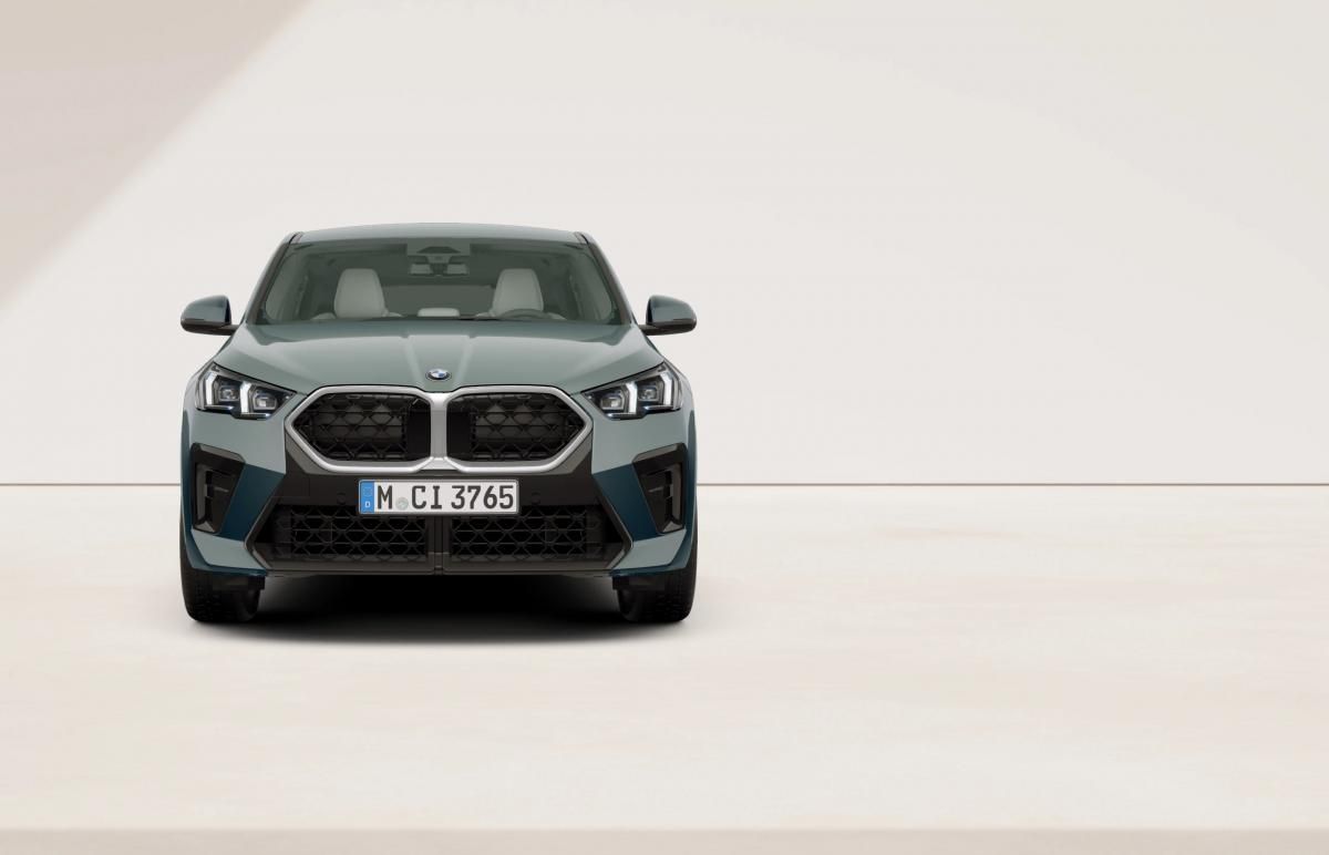 BMW X2, Mpaket Comfort paket Premium - fotka 3