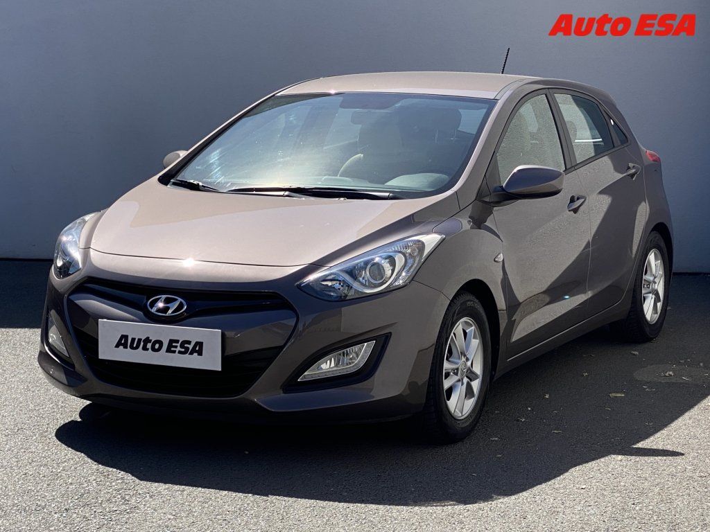 Hyundai i30, 1.4i,ČR - fotka 3