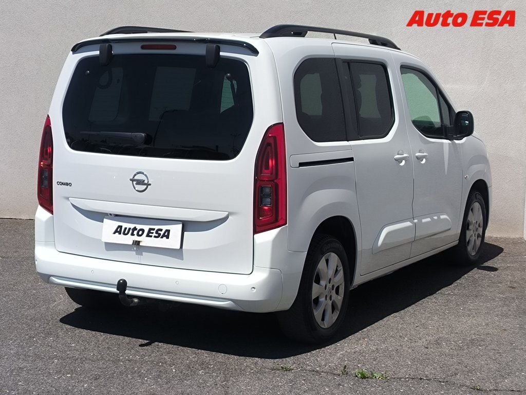 Opel Combo, 1.5CDTi,1.maj,ČR,Elegance - fotka 4