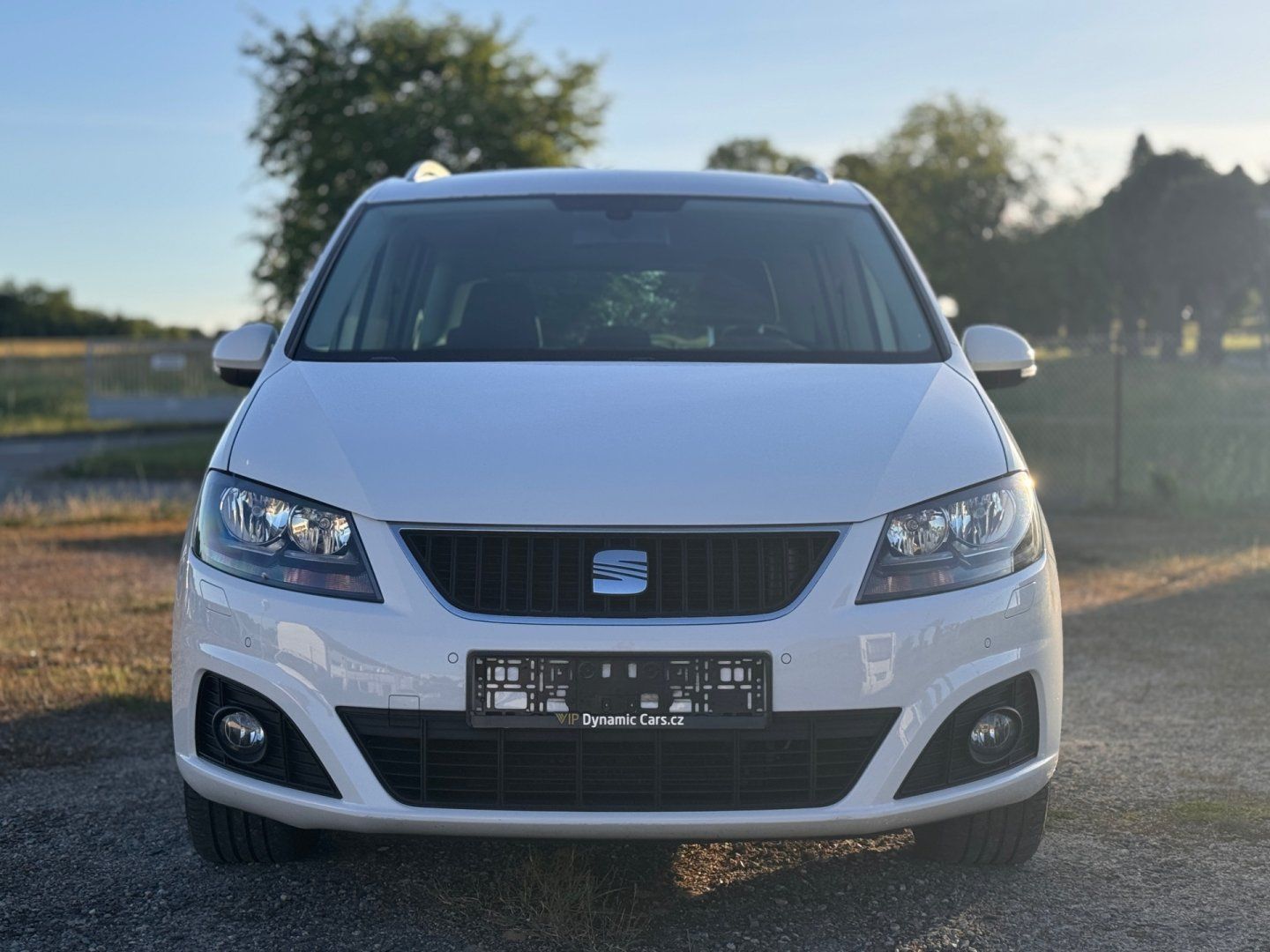 Seat Alhambra, 2.0 TDI DSG Style 103 kw NAVI - fotka 2