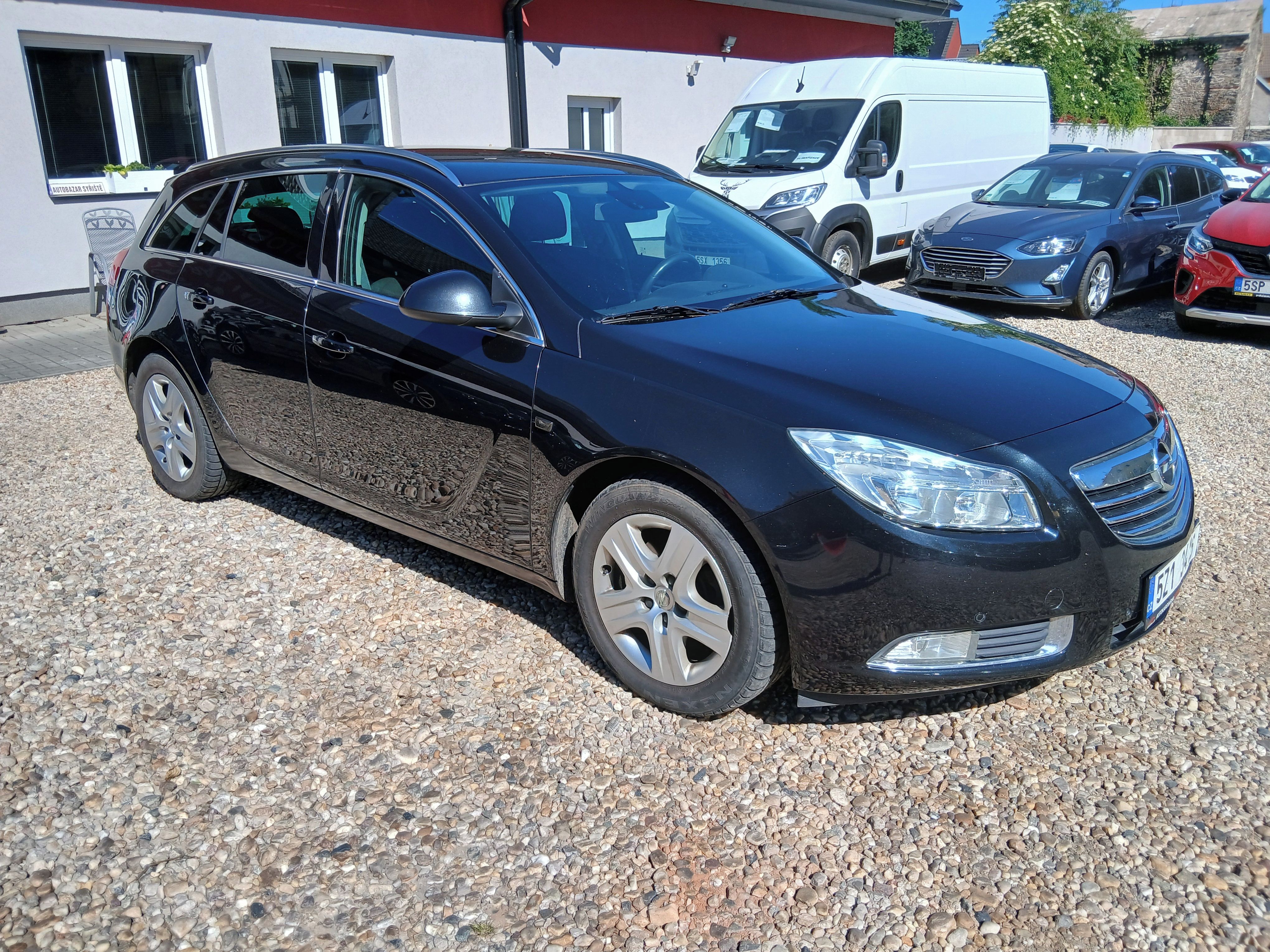 Opel Insignia, 2.0CDTi 96KW Kombi - fotka 3