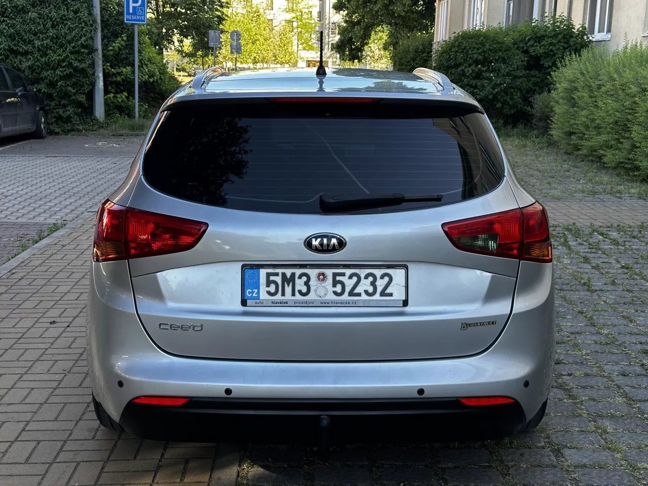 Kia Cee´d, 1.6 99kW Anniversary Tažné ALU - fotka 6