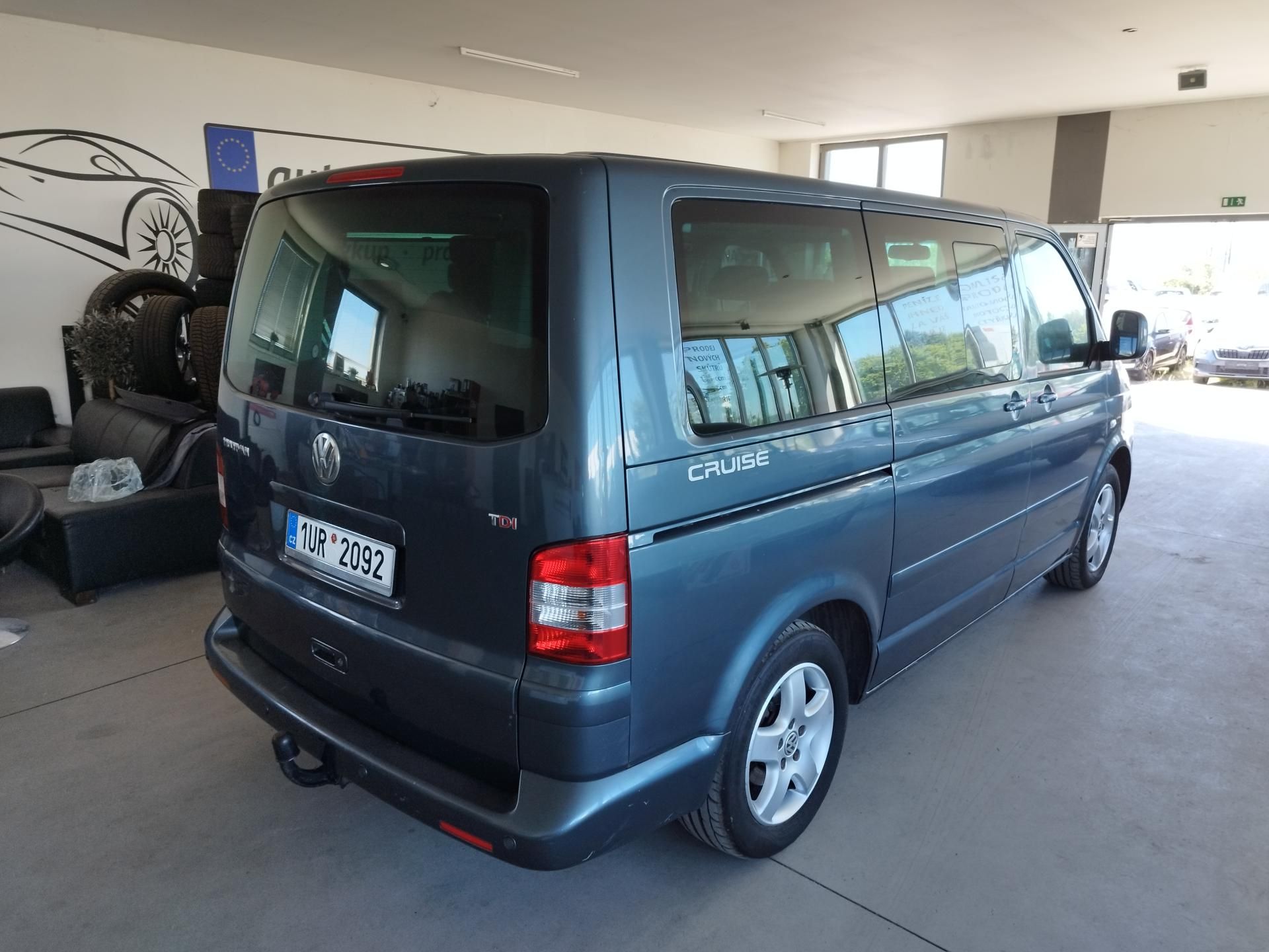 Volkswagen Multivan, TDI,96KW,7MÍST,ALU,TAŽNÝ - fotka 6