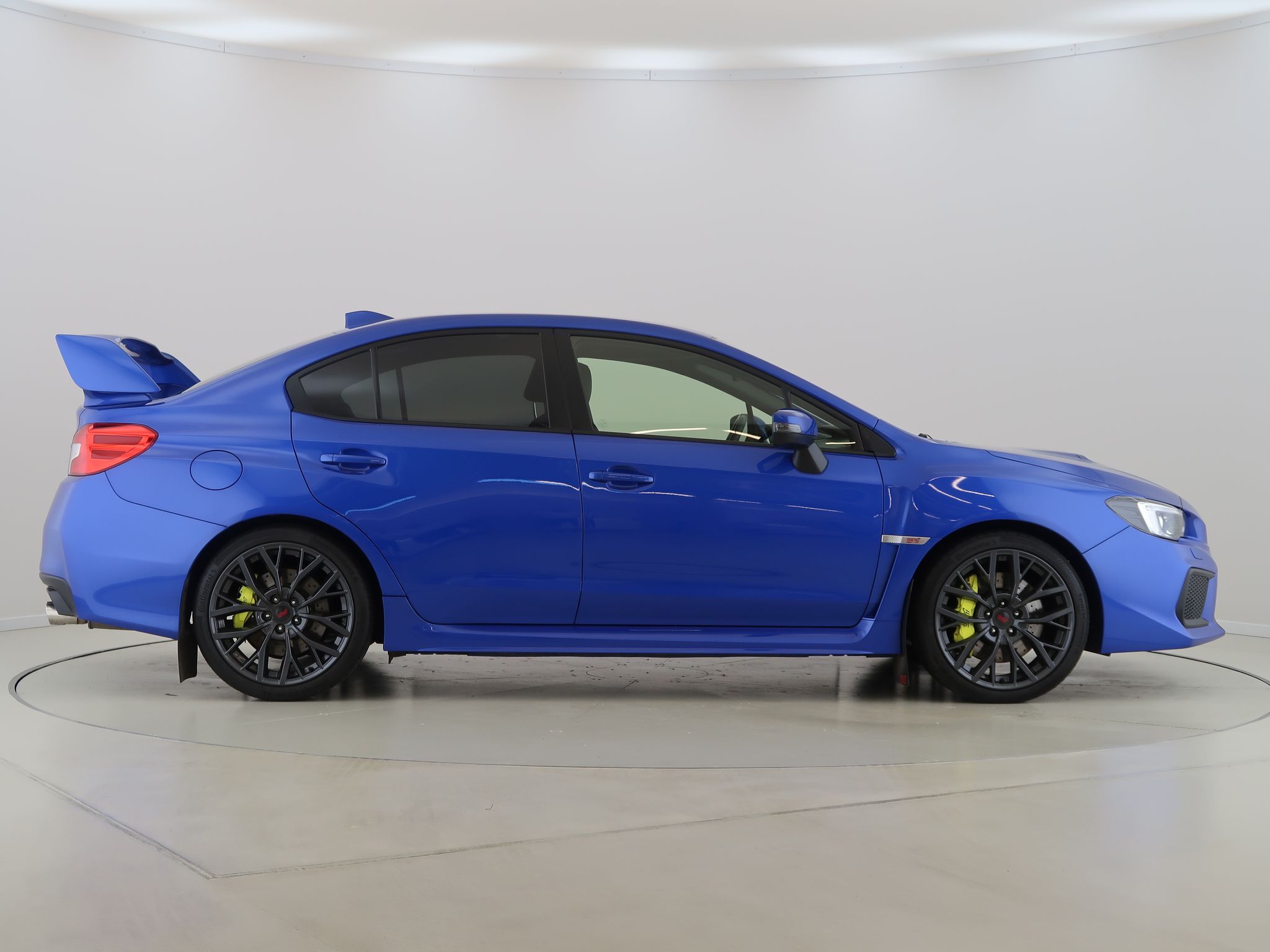 Subaru WRX STI, 2.5Boxer,6M/T,300ps,4x4,STI - fotka 4