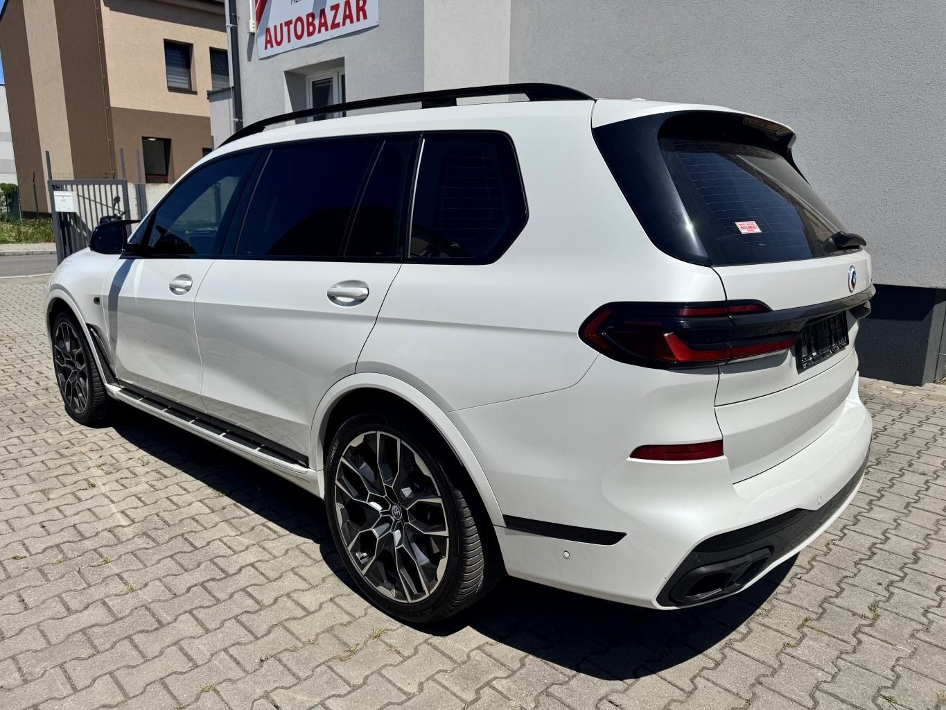 BMW X7, xDrive 40d M PAKET PRO - fotka 6