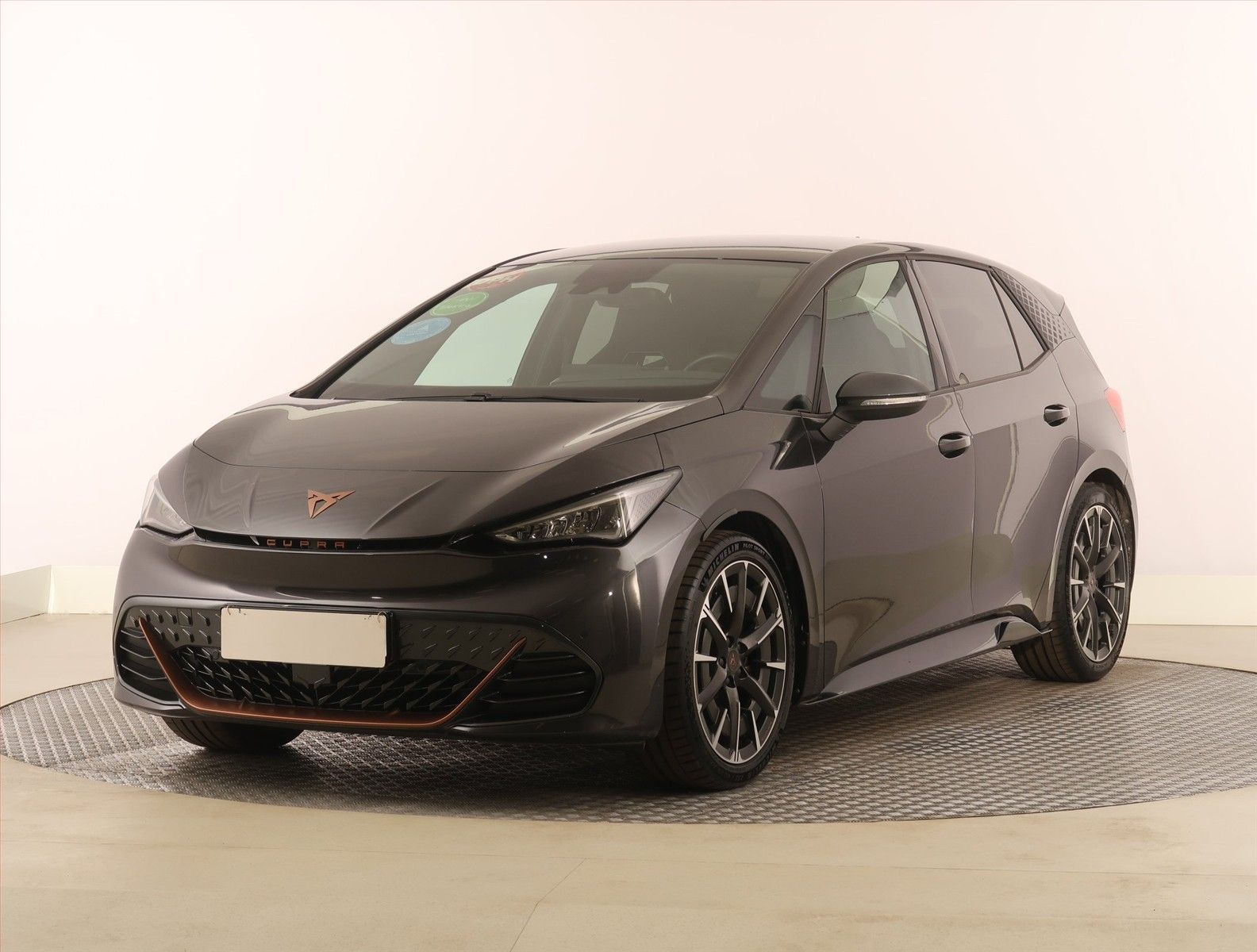 Cupra Born, 58, SoH 94%, Automat - fotka 2