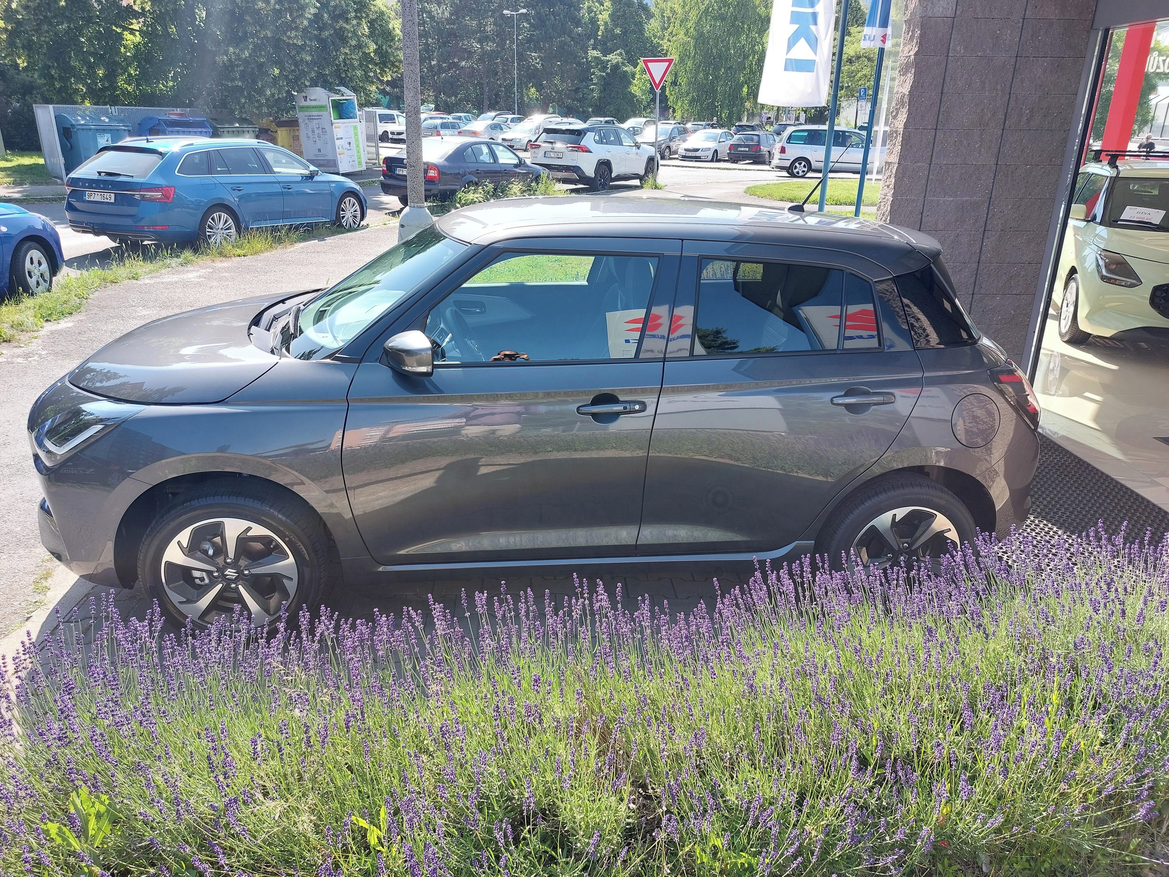 Suzuki Swift, 1.2 Elegance AT Hybrid - fotka 4