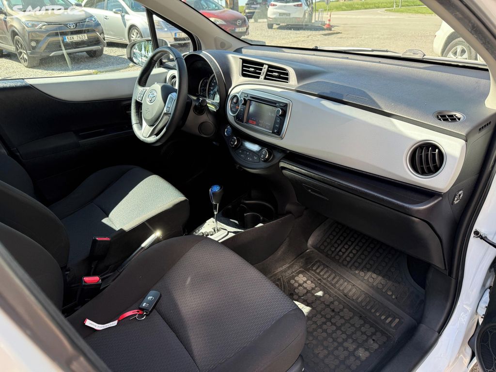 Toyota Yaris, fotka 10