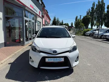 Auto 1