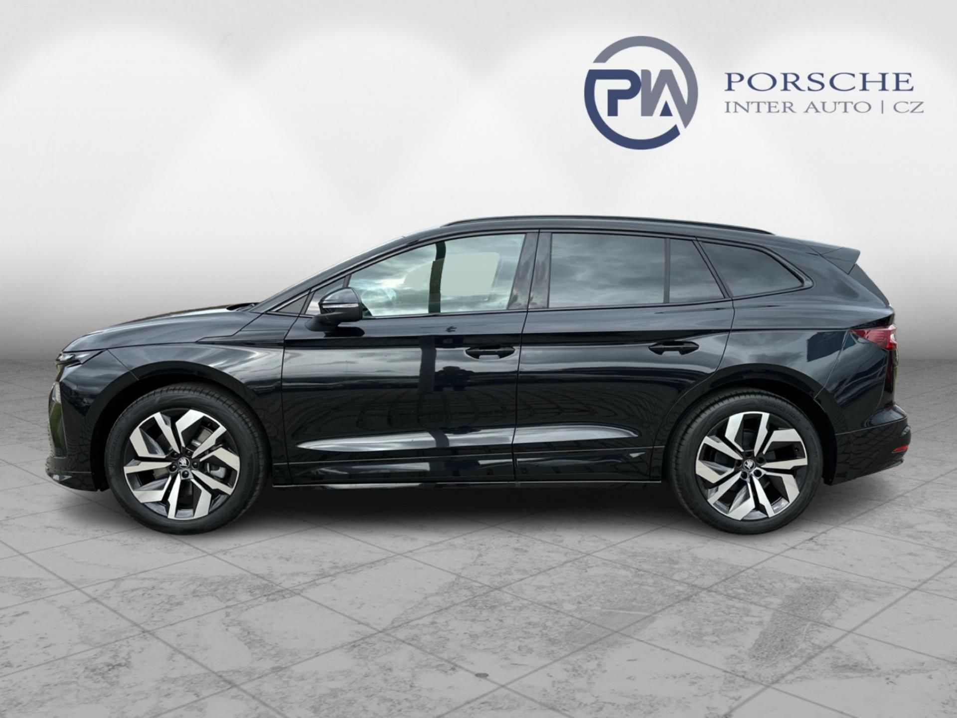 Škoda Enyaq iV, 85 82 kWh 210 kW Sportline - fotka 3