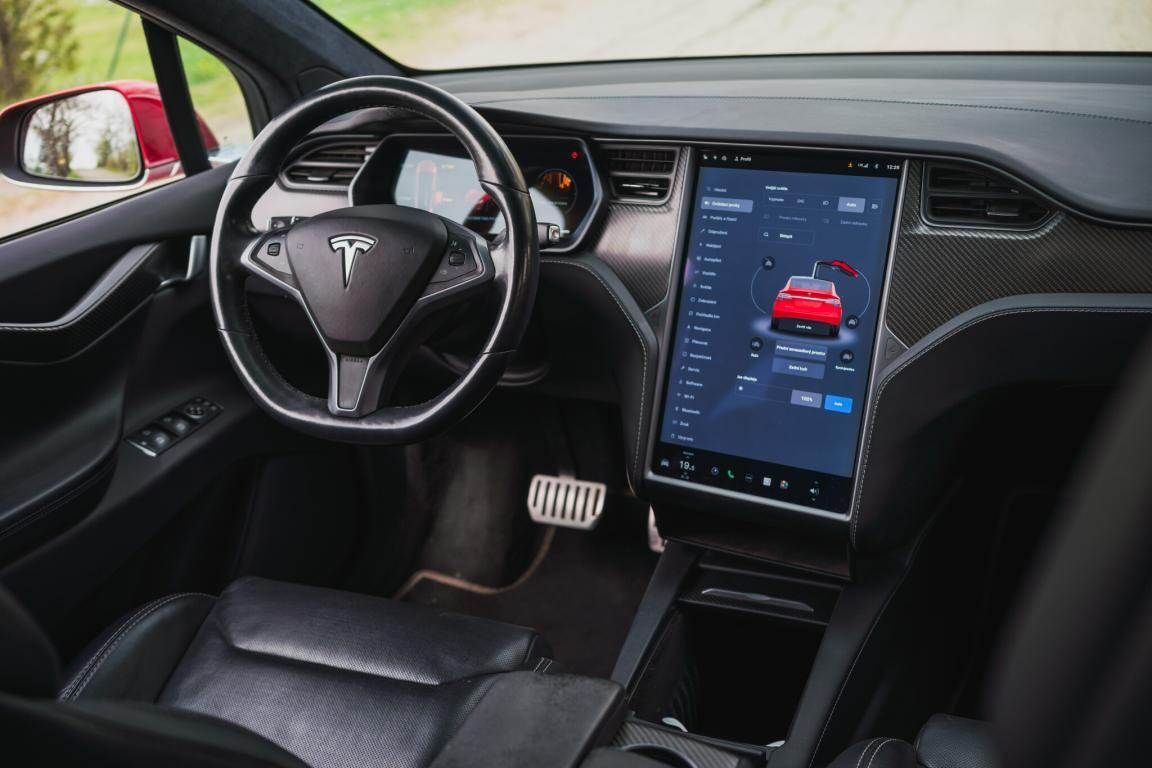 Tesla Model X, Ludicrous, SoH 95% - fotka 3
