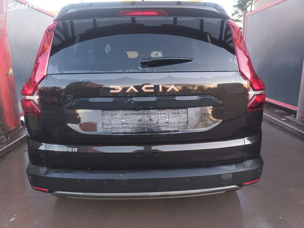 Dacia Jogger, 81kw EXTREME 7SEDADEL PLNÁ VÝ - fotka 6