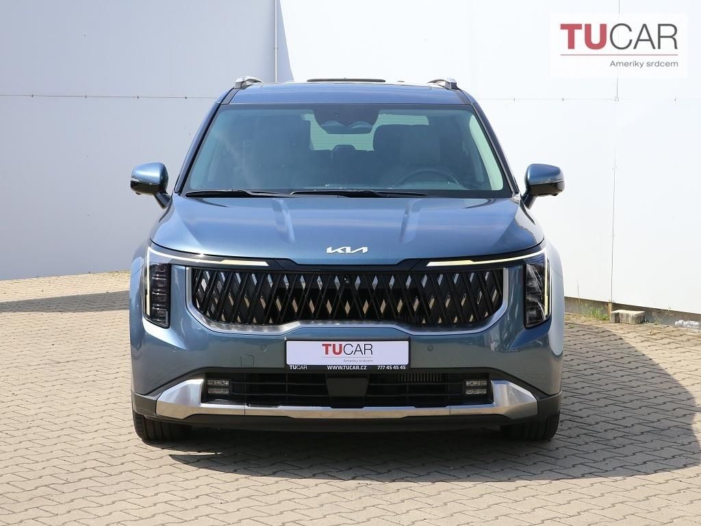 Kia Carnival, 2.2 Diesel Automat 7 míst - fotka 2