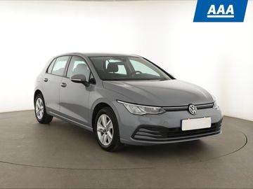1.0 TSI, Life, ČR,1.maj