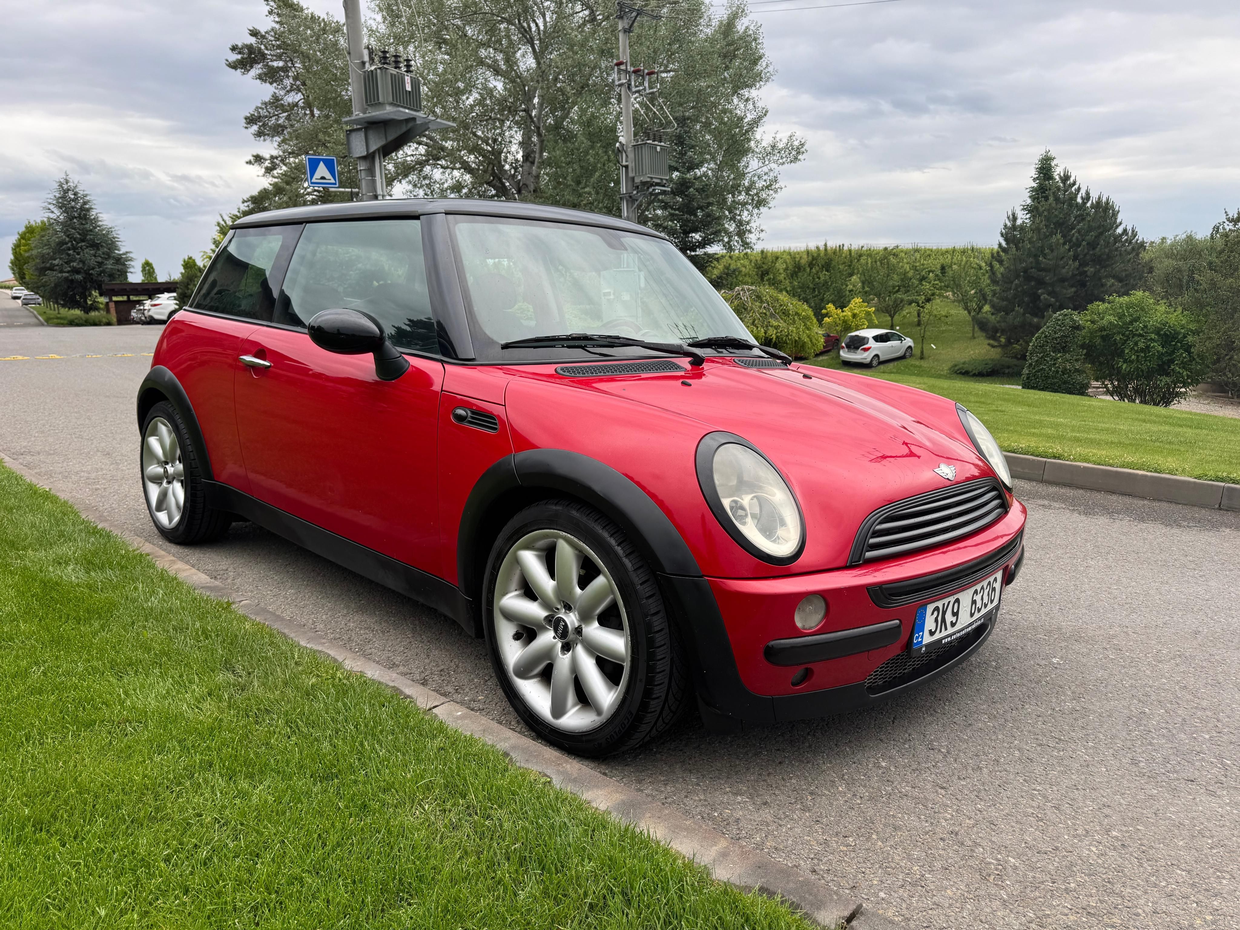 Mini Cooper, 1.6i 85KW - fotka 3