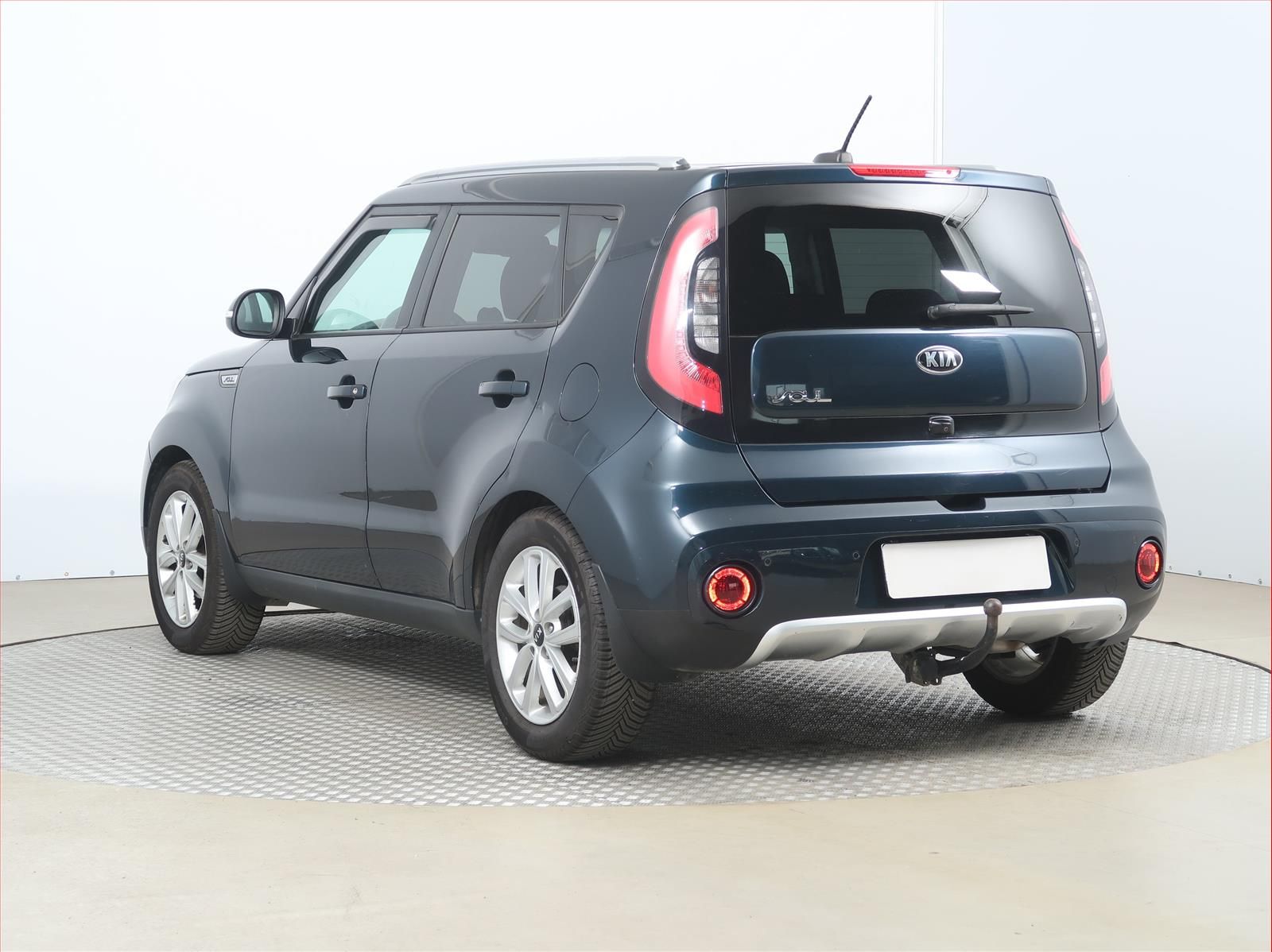 Kia Soul, 1.6 GDI, Navi, Kožené sedačky - fotka 4
