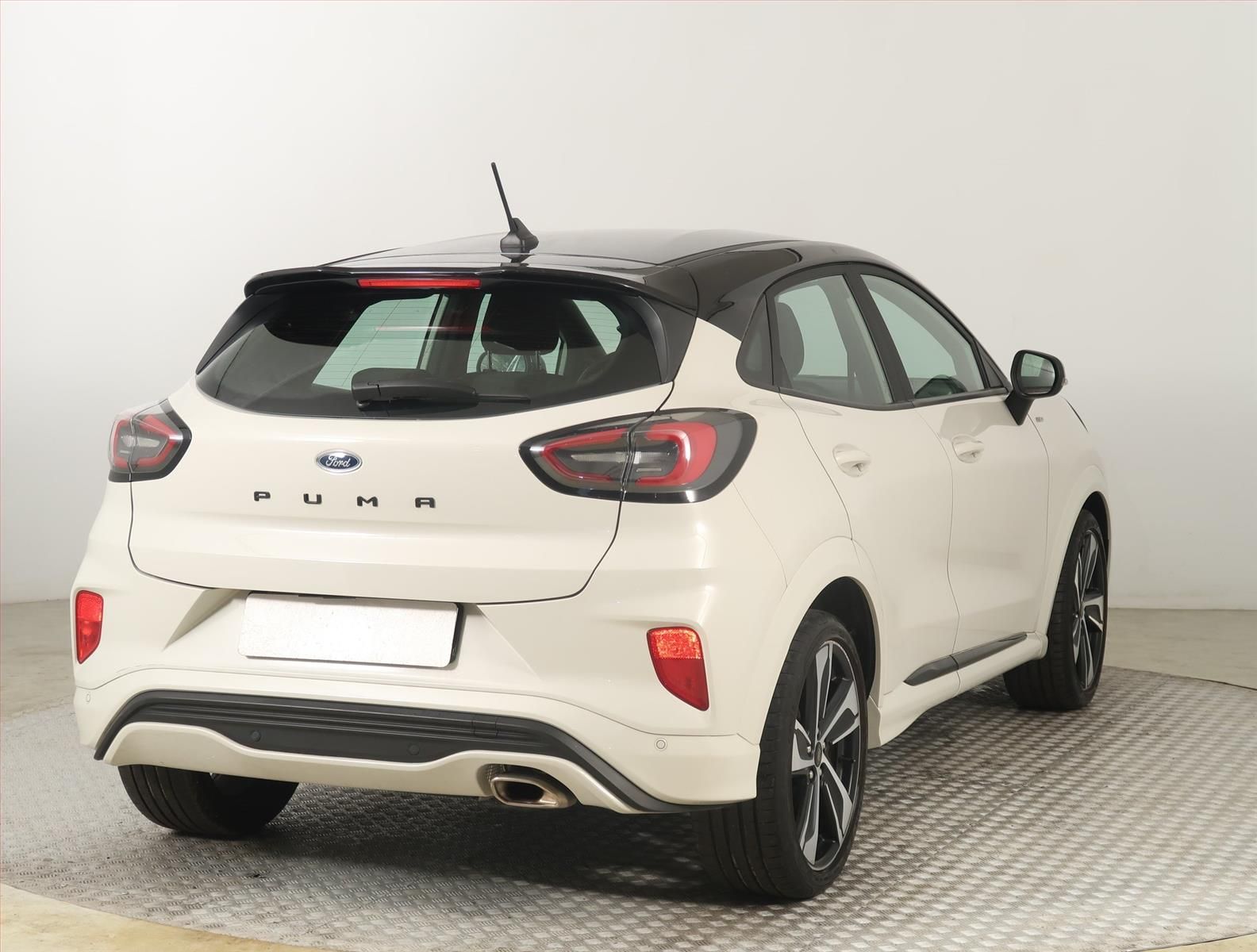Ford Puma, 1.0 EcoBoost, ST-Line - fotka 5